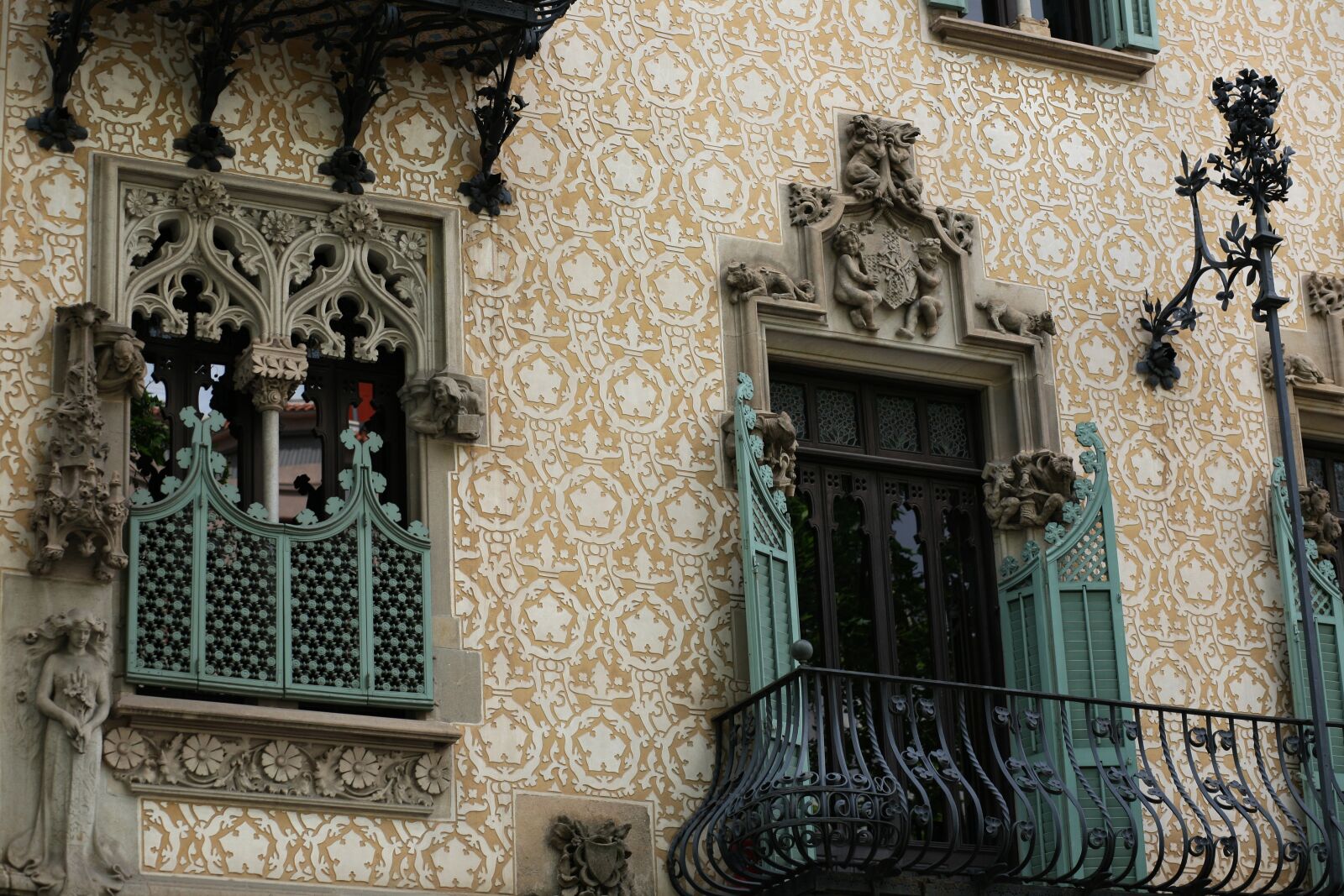 Canon EOS 5D sample photo. Architecture, ornament, art photography