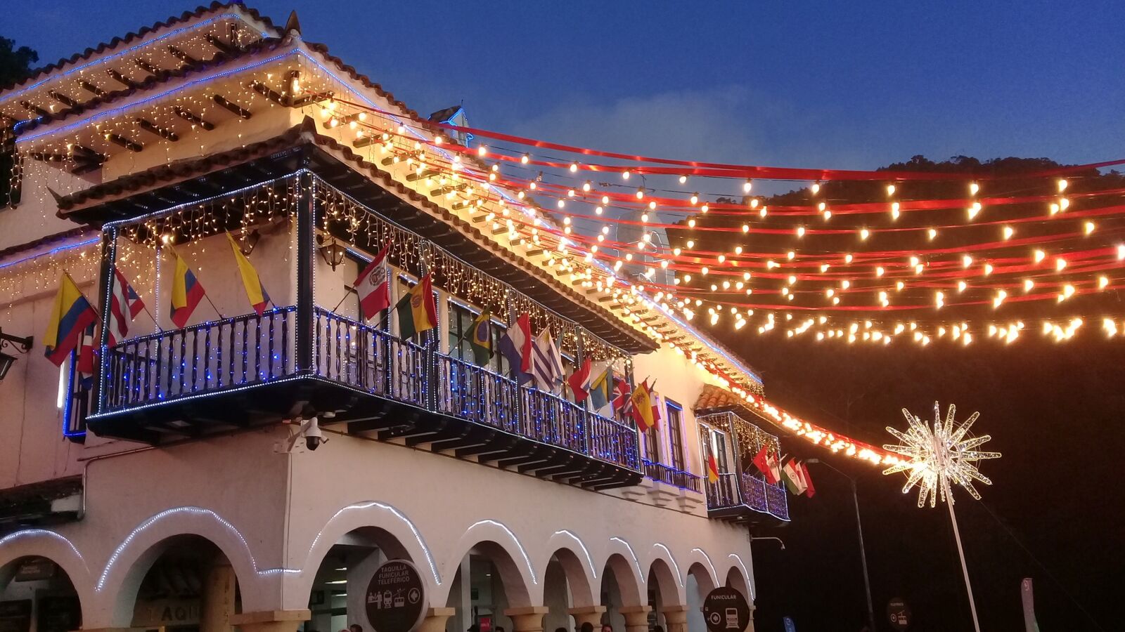 Samsung Galaxy J2 Prime sample photo. Festive, part lights, holiday photography
