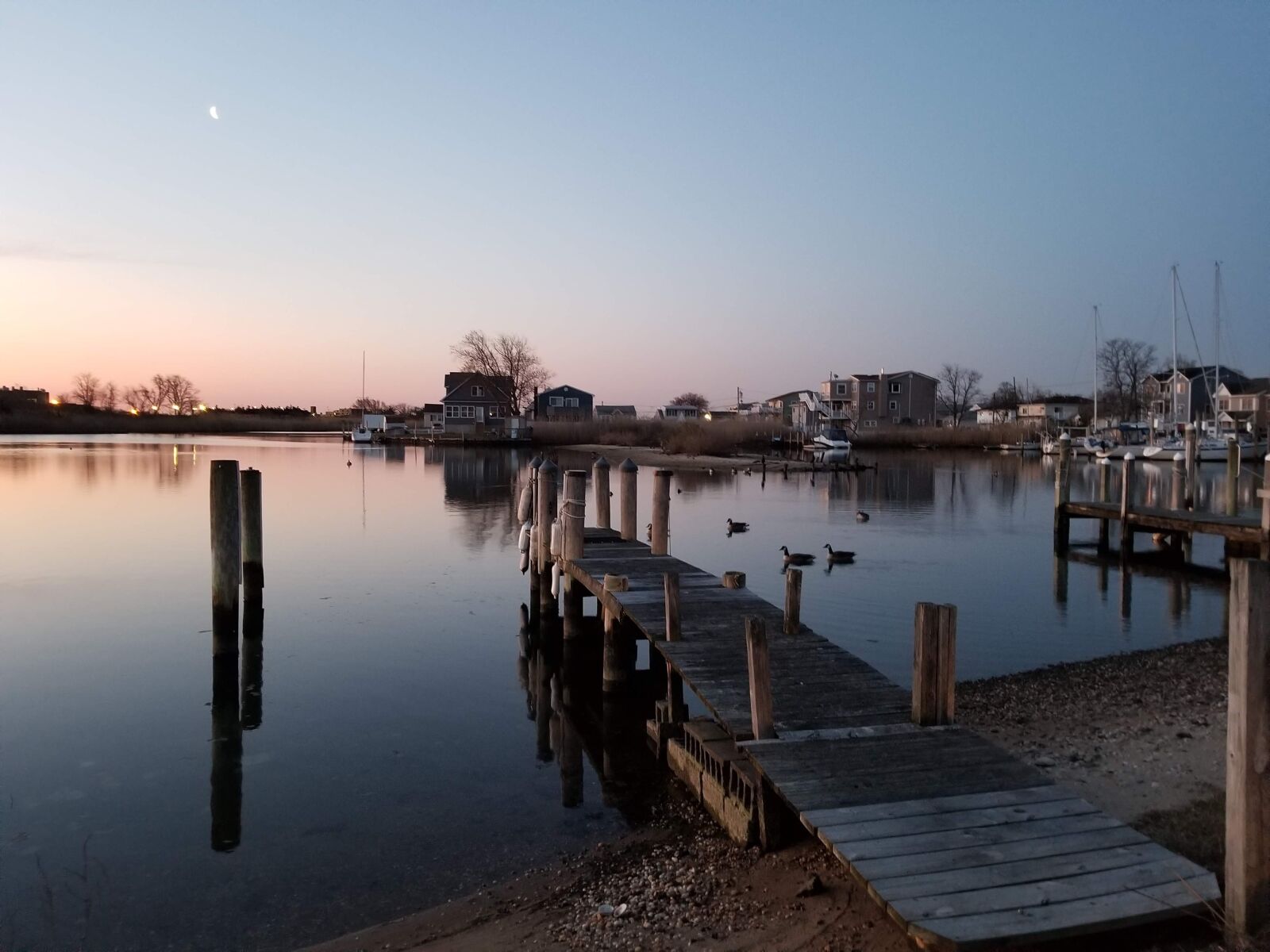 Samsung Galaxy S8+ sample photo. Calm, water, wood dock photography