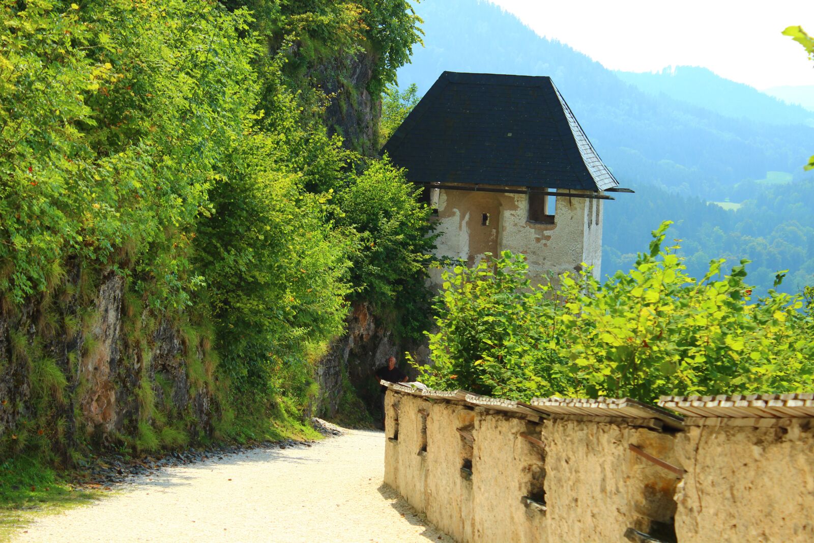 Canon EOS 600D (Rebel EOS T3i / EOS Kiss X5) sample photo. Nature, castle, ruin photography