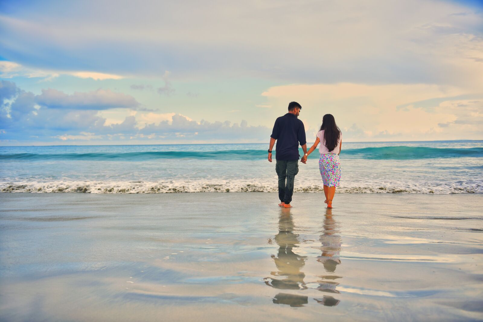 Nikon D750 sample photo. Beach, love, couple photography