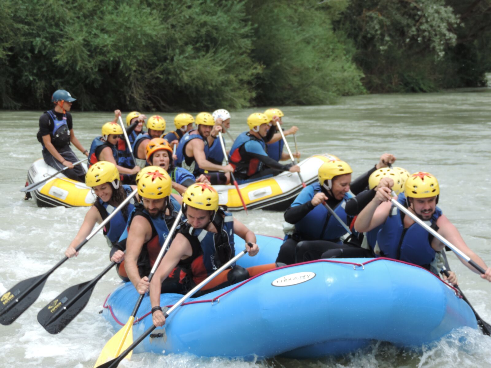 Nikon Coolpix P520 sample photo. Rafting, river, nature photography