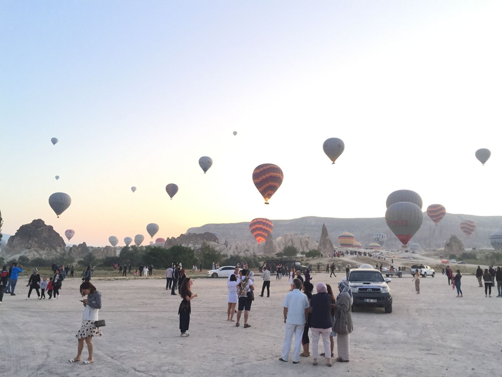 iPhone 6 back camera 4.15mm f/2.2 sample photo. Balloons, capadokia, tourism photography
