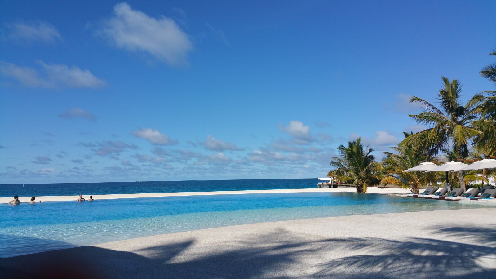 Samsung Galaxy Note4 sample photo. Maldives, holiday, beach photography