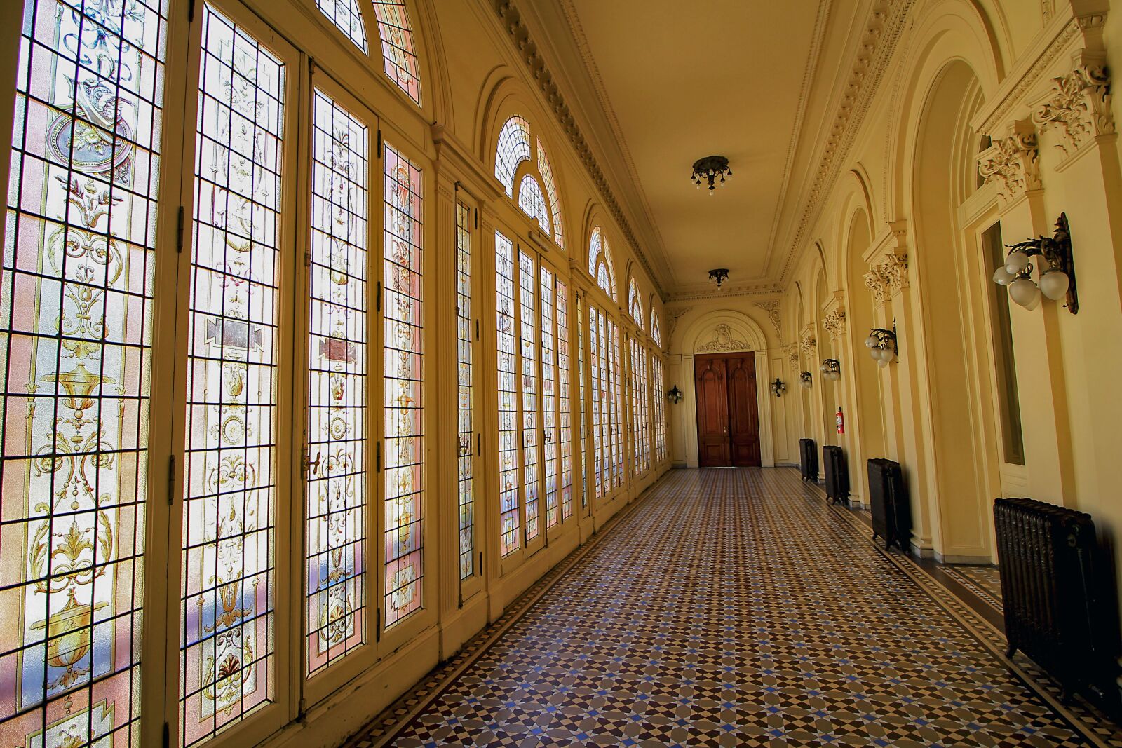 Canon EOS 60D + Canon EF-S 10-18mm F4.5–5.6 IS STM sample photo. Hall, windows, architecture photography