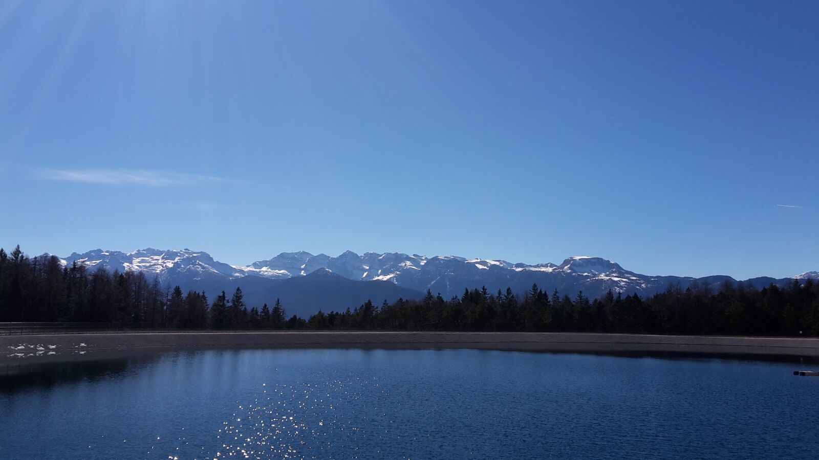 Samsung Galaxy S5 Mini sample photo. Lake, mountains, sky photography