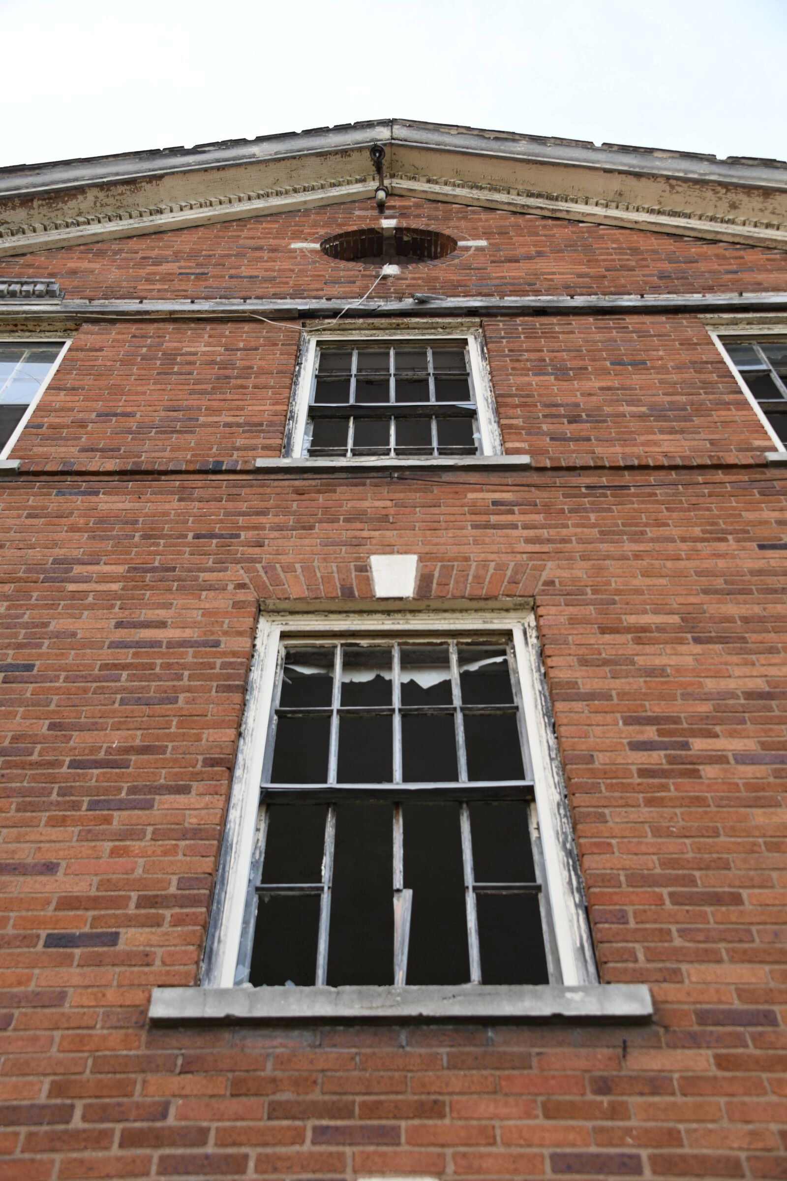 Nikon D850 sample photo. Abandoned, antique, building photography