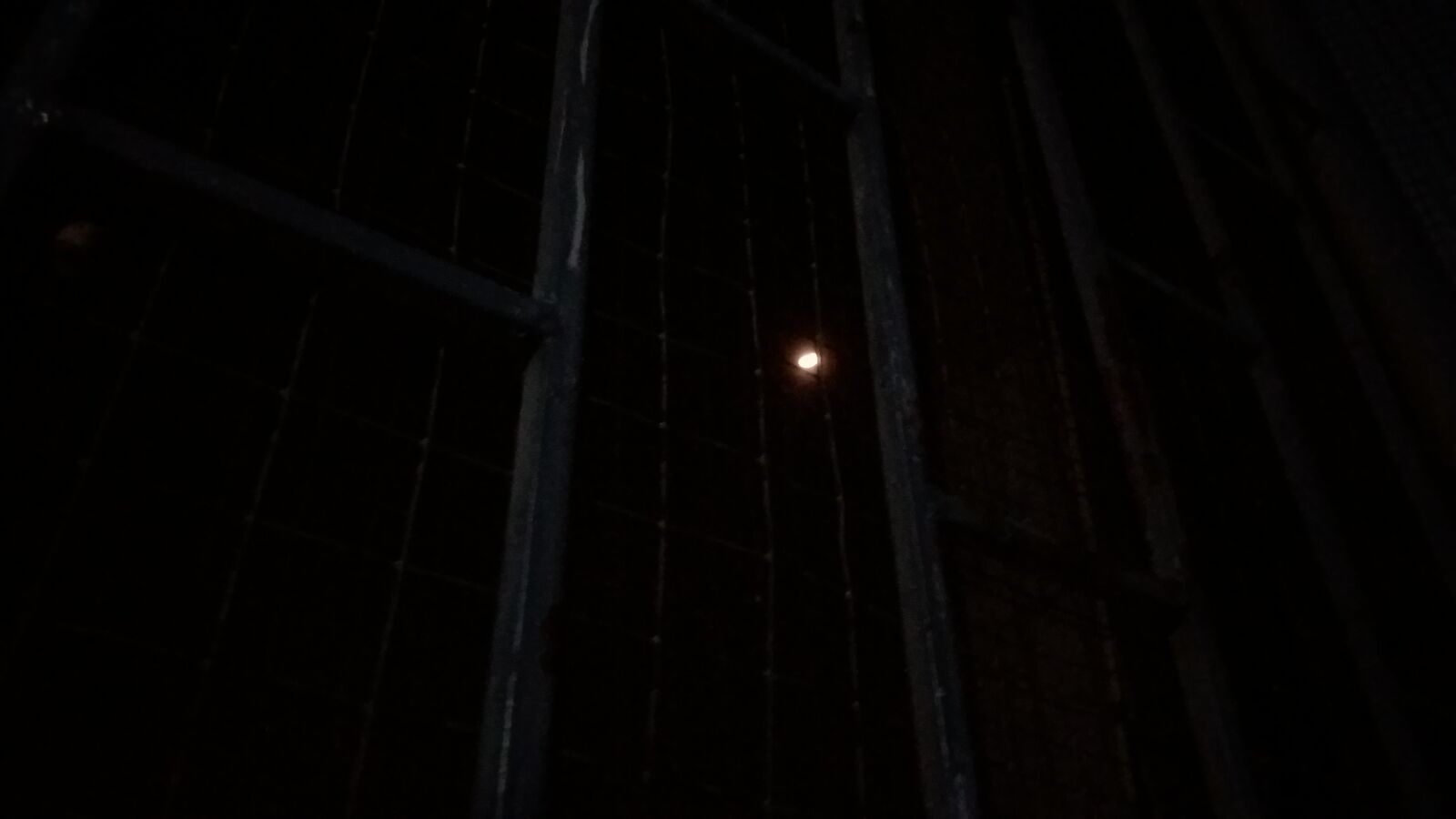 Samsung Galaxy J5 sample photo. Moon, sky, dark photography