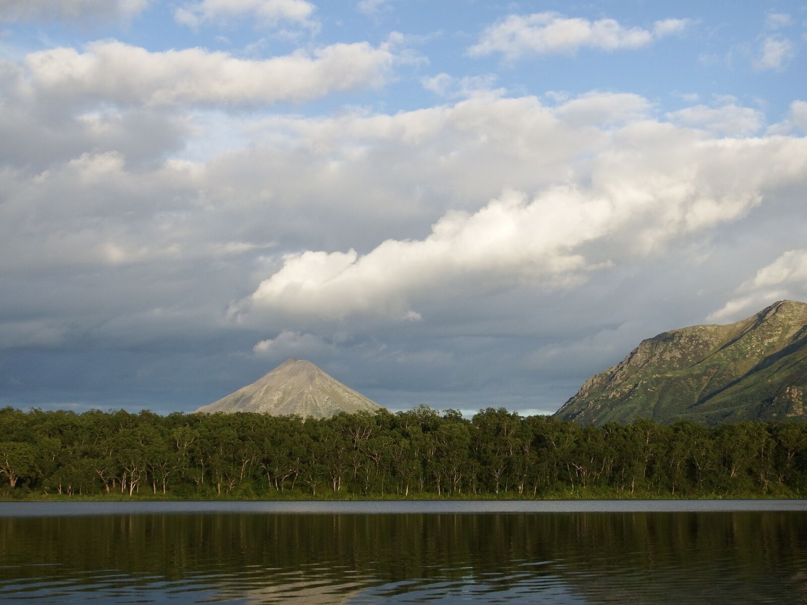 Fujifilm FinePix S1 sample photo. Lake, mountains, forest photography