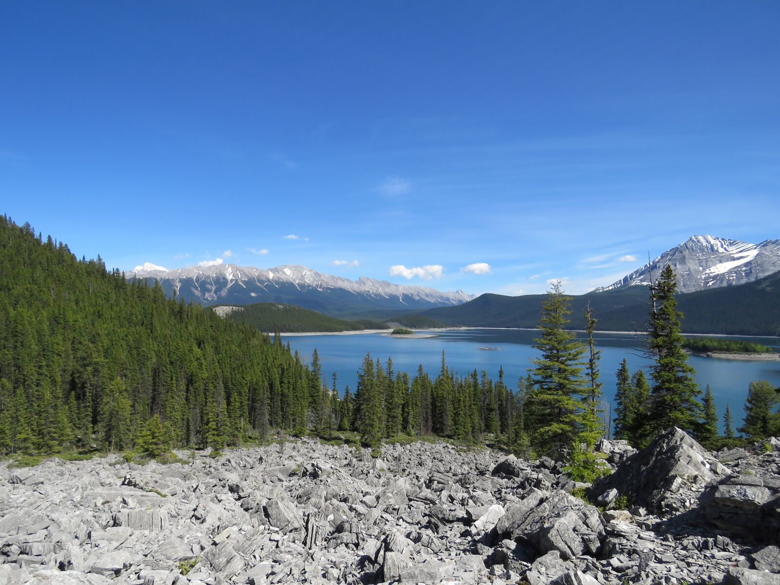 Canon PowerShot SX60 HS sample photo. Upper kananaskis lake, rocky photography