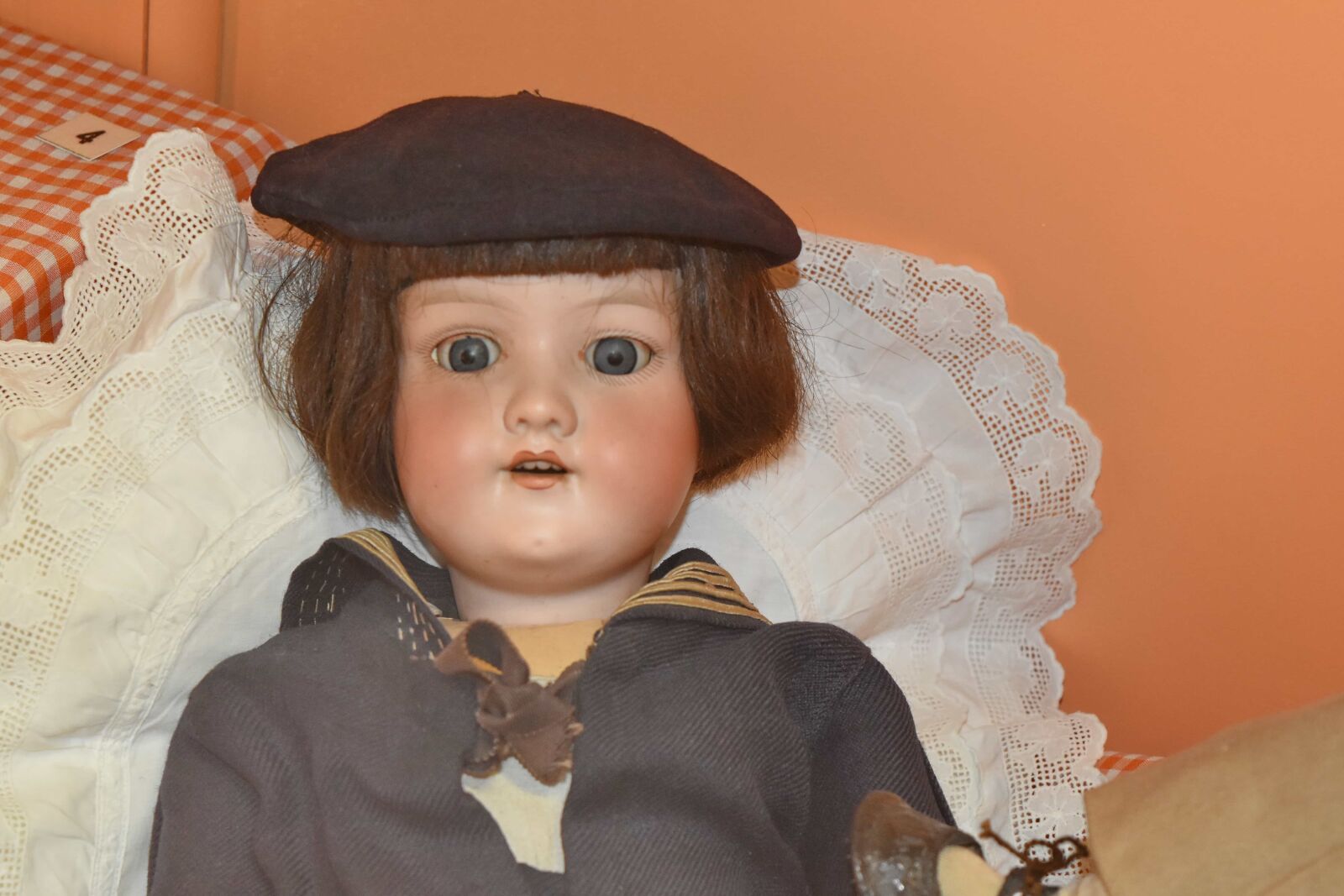 Nikon D5500 sample photo. Antiquity, doll, history, museum photography