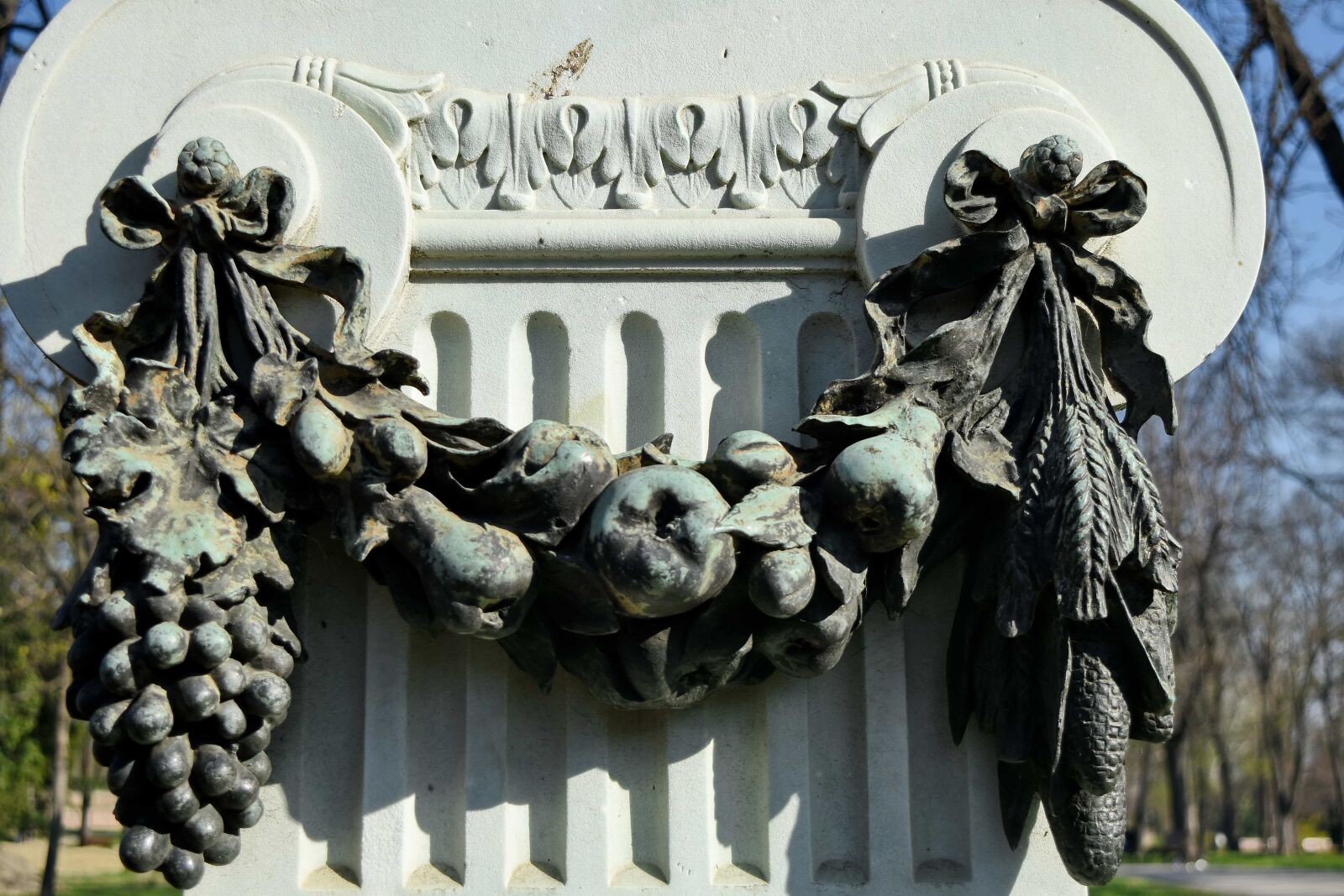 Nikon D5500 sample photo. Architecture, barrier, sculpture, statue photography