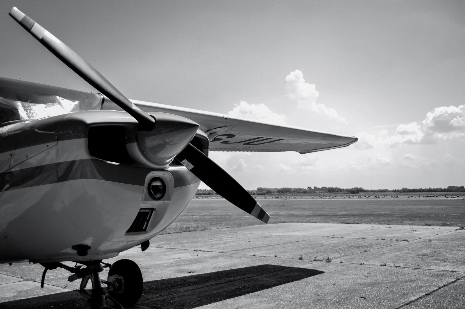 Nikon D3200 sample photo. Flight, aeroplane, black and photography