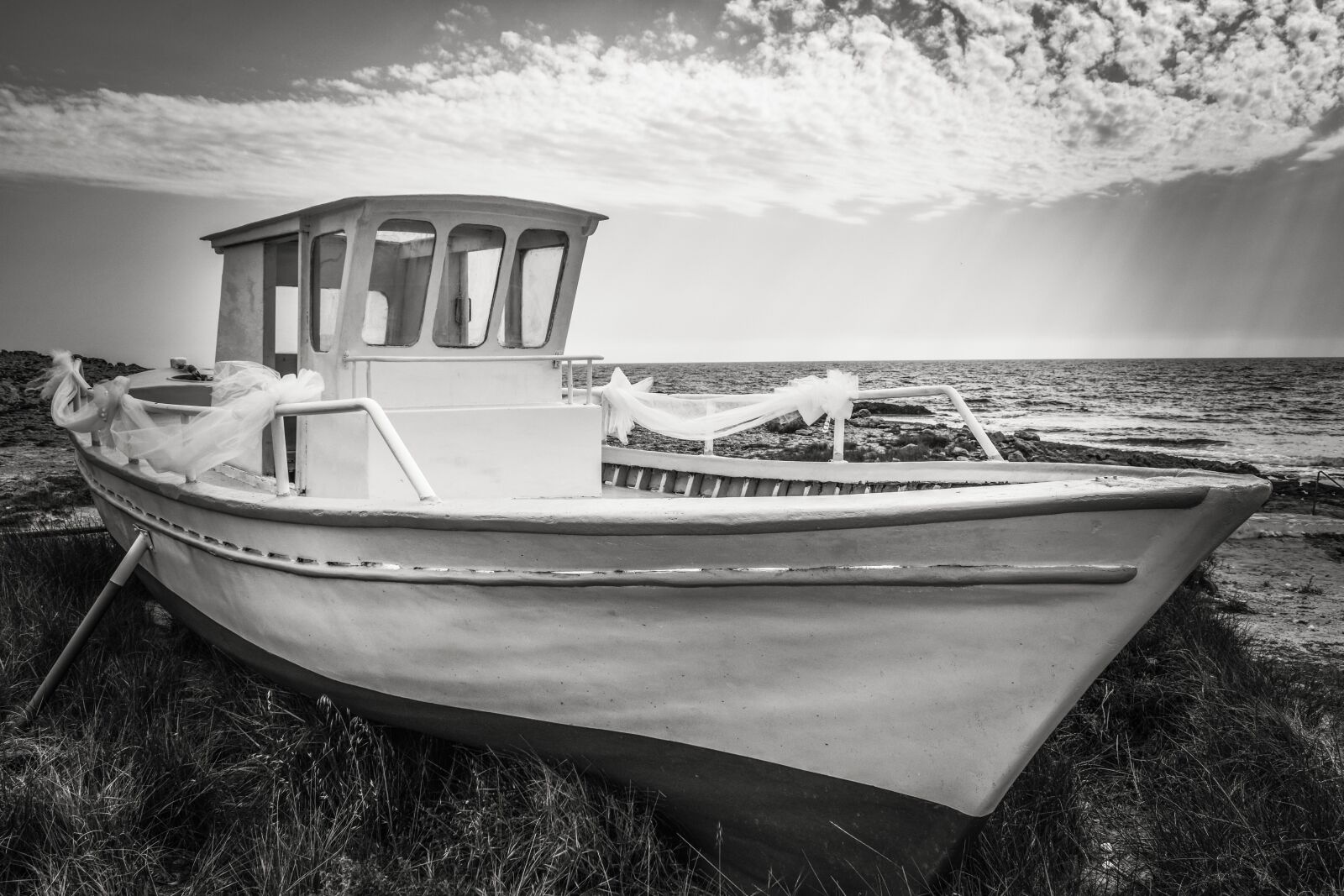 Nikon D3300 sample photo. Boat, grounded, decorative photography