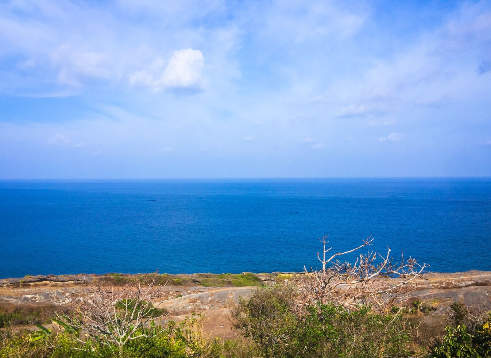 iPhone 6 Plus back camera 4.15mm f/2.2 sample photo. Shore, blue, ocean photography