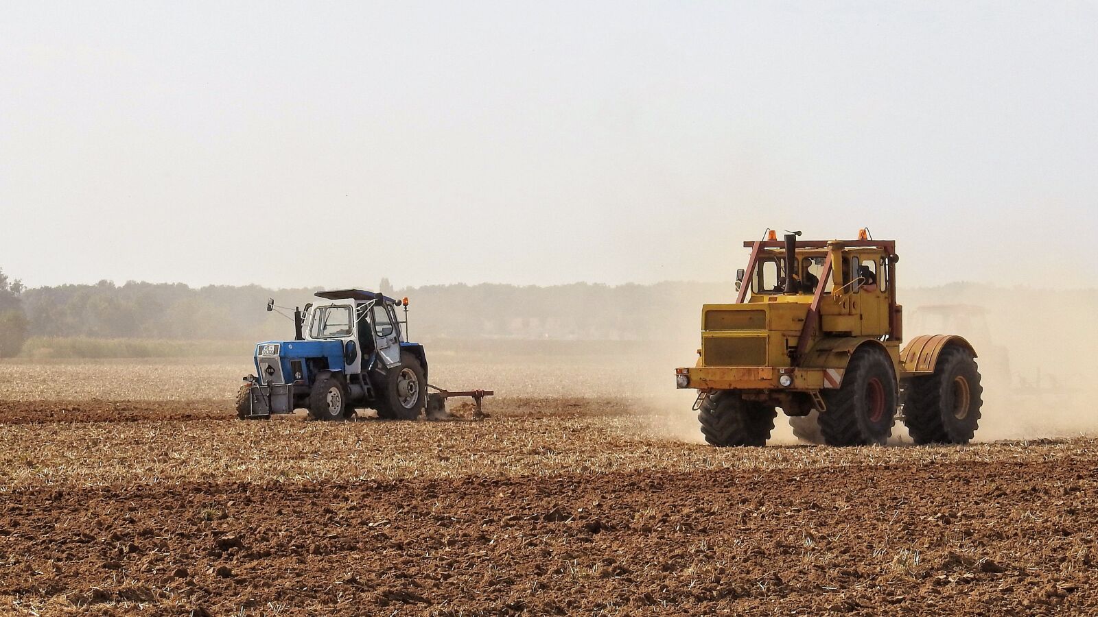 Nikon Coolpix P900 sample photo. Arable, plow, agriculture photography