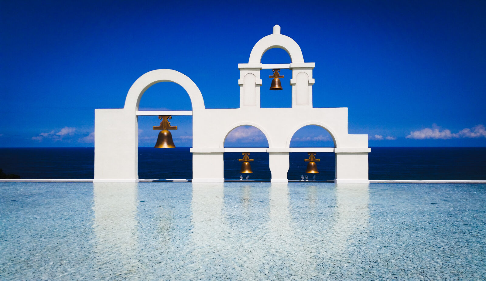 Samsung Galaxy S5 sample photo. Arches, architecture, beach, bells photography