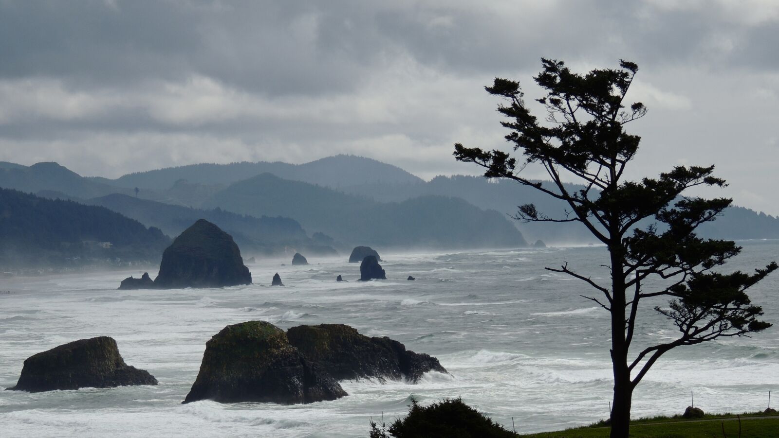 Nikon Coolpix P510 sample photo. Oregon, coast, ocean photography