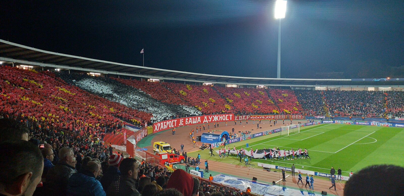 Samsung Galaxy J6+ sample photo. Red star, belgrade, football photography