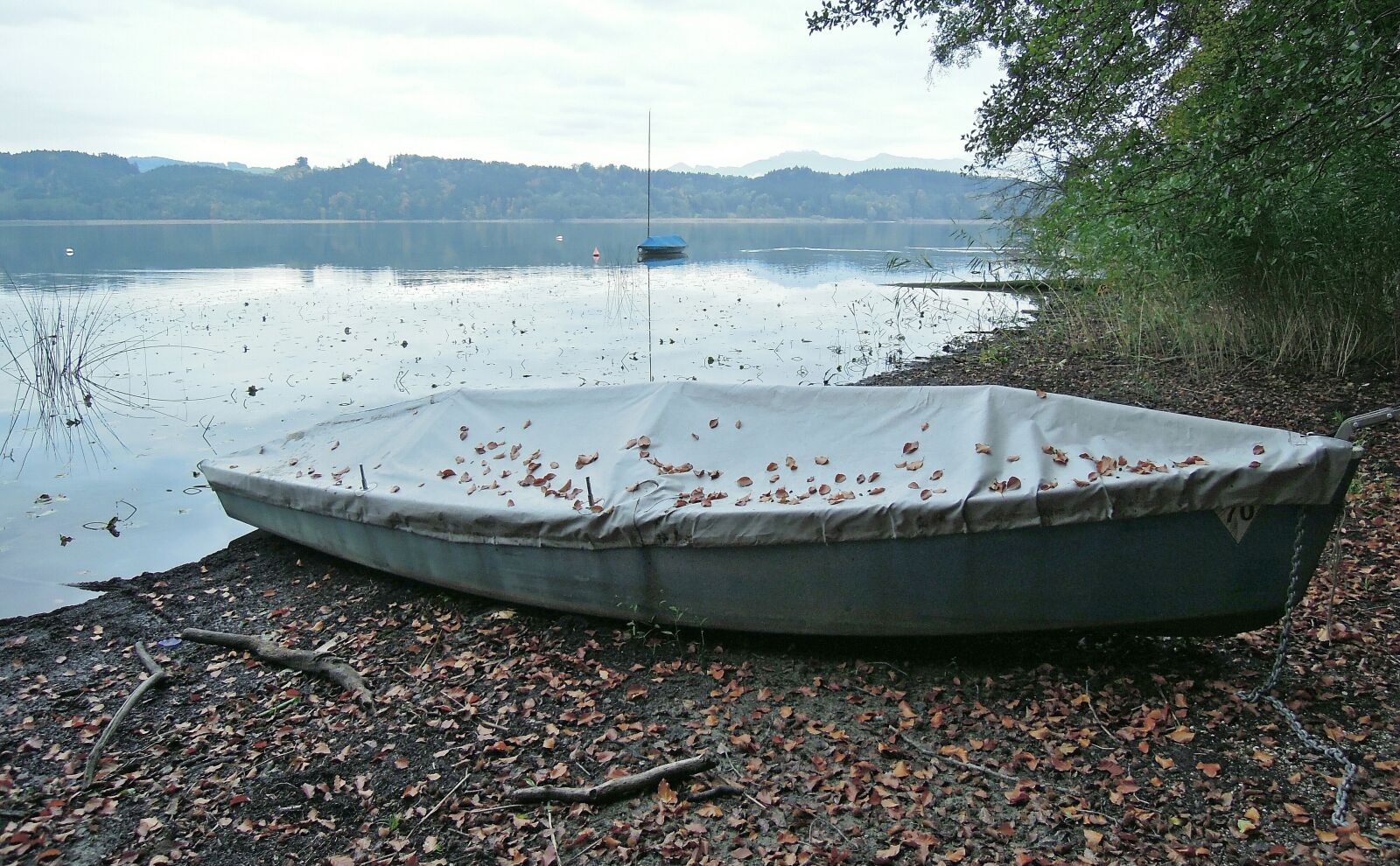 Nikon Coolpix P300 sample photo. Lake, water, boat photography