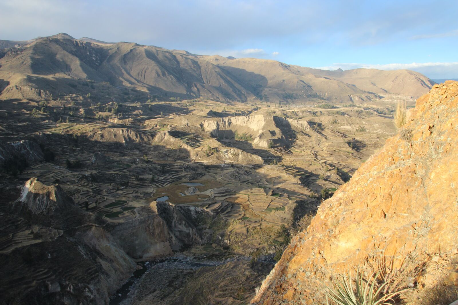 Canon EOS 600D (Rebel EOS T3i / EOS Kiss X5) sample photo. Valley, peru, landscape photography