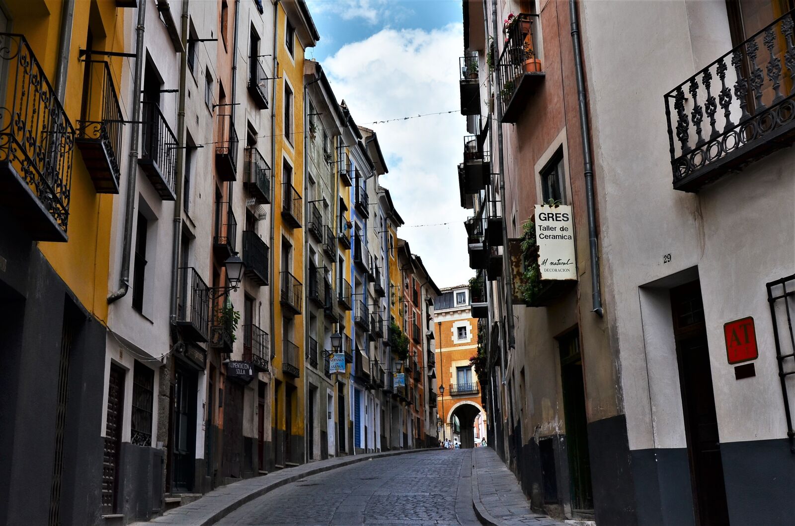 Nikon D7000 sample photo. Basin, city, architecture photography