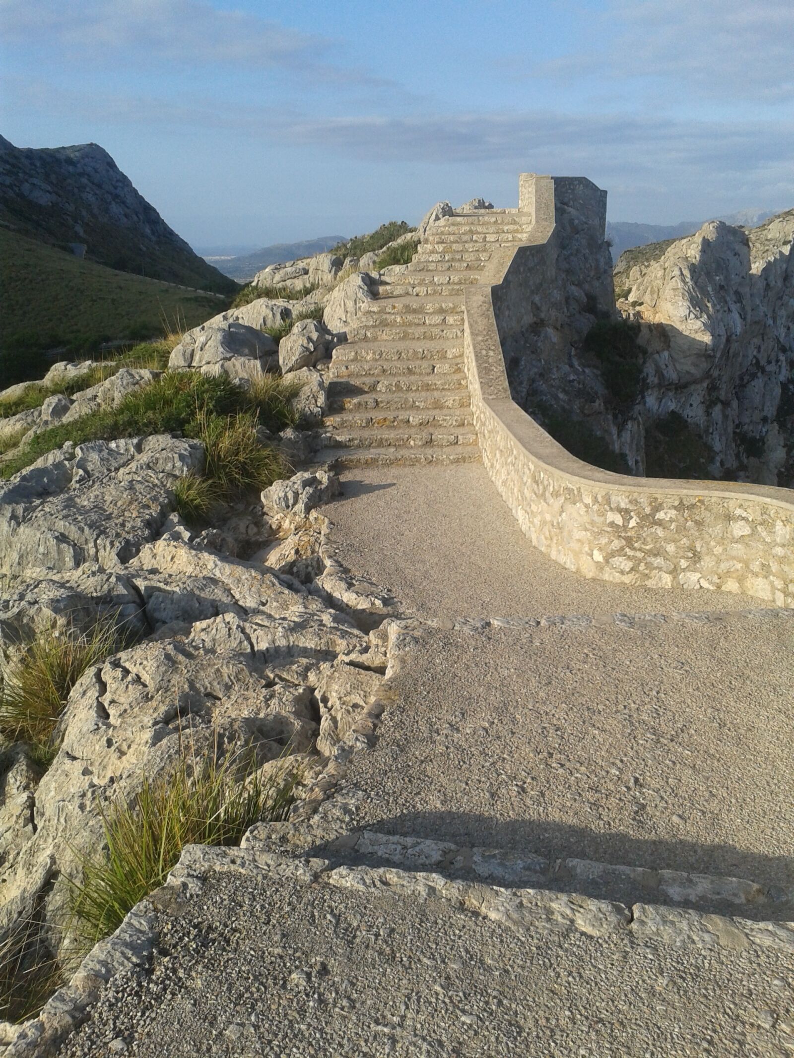 Samsung Galaxy S3 Mini sample photo. Stairs, stone, away photography