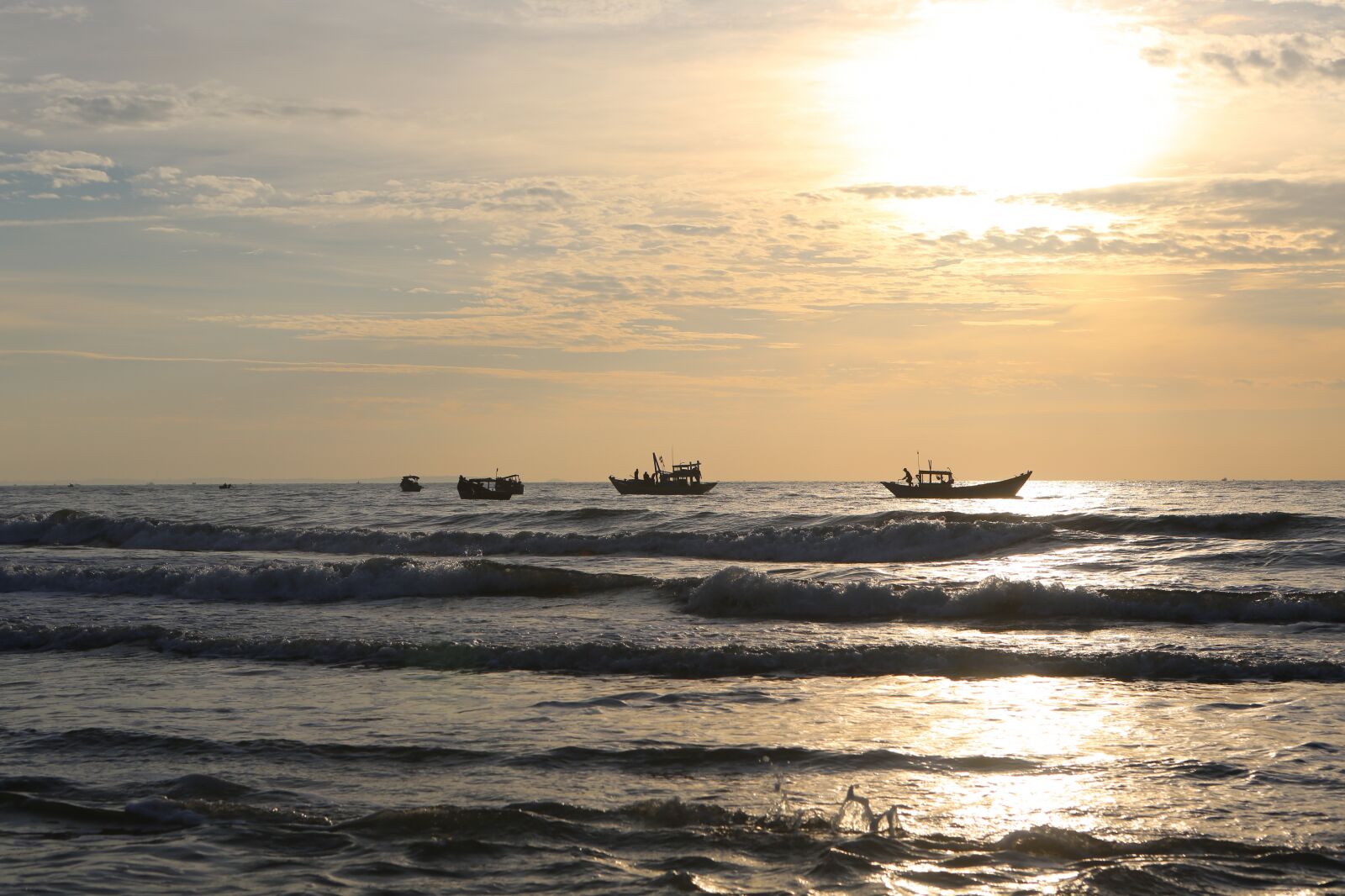 Canon EOS 5D Mark III sample photo. Sea, sunset, beach photography