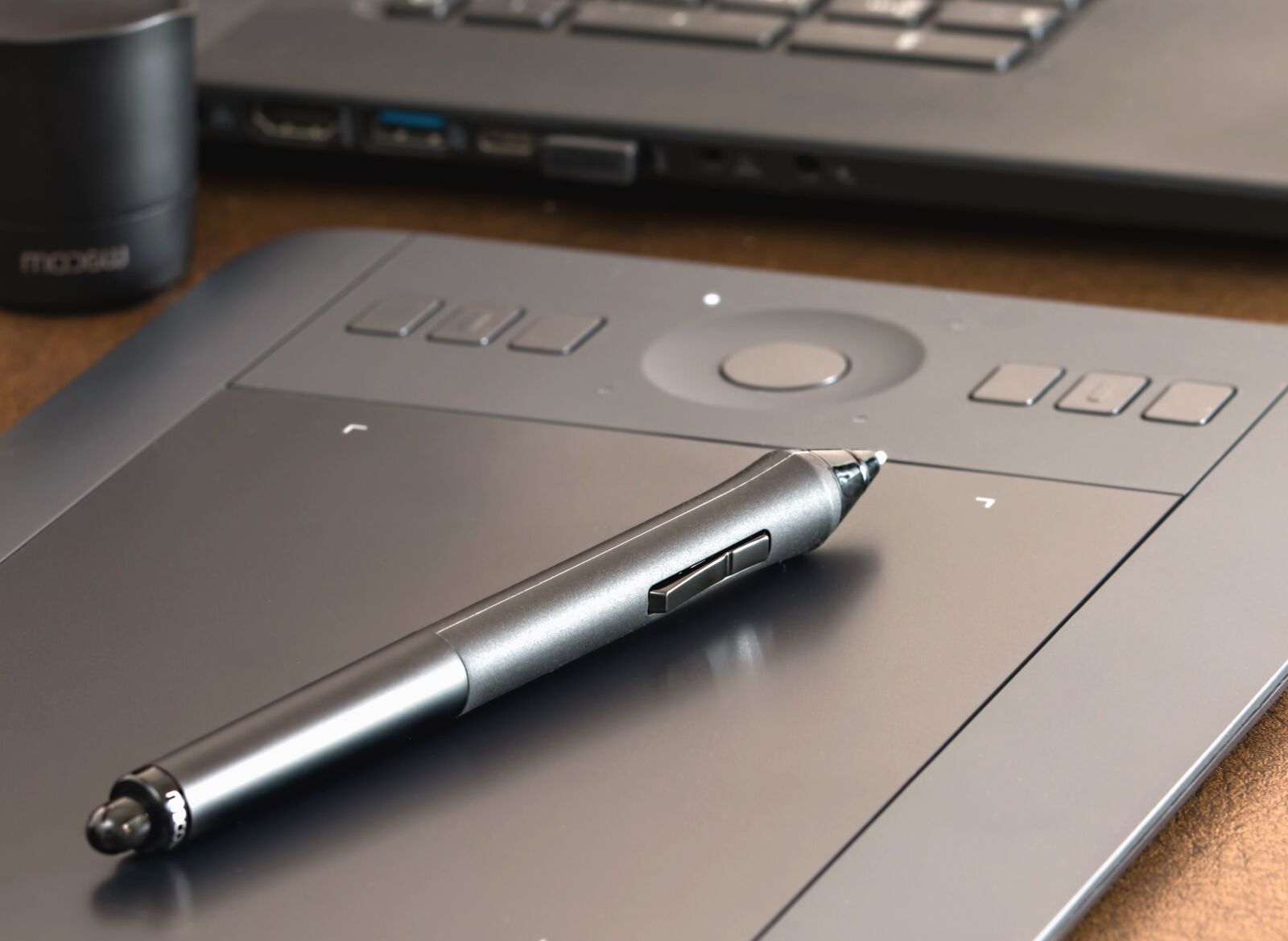 Canon EOS 70D sample photo. Pencil, laptop computer, technology photography