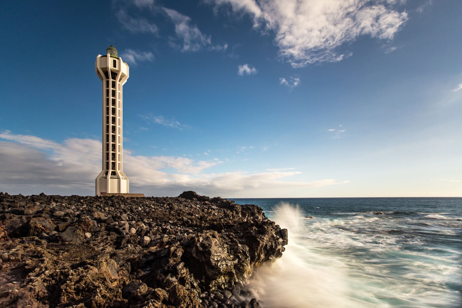 Nikon D600 sample photo. Lighthouse, sea, coast photography