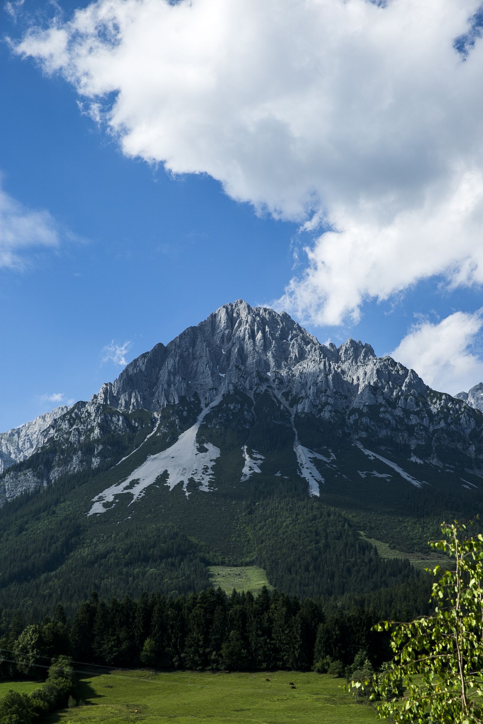 Canon EF 24-70mm F2.8L II USM sample photo. Hiking, alpine, mountains photography