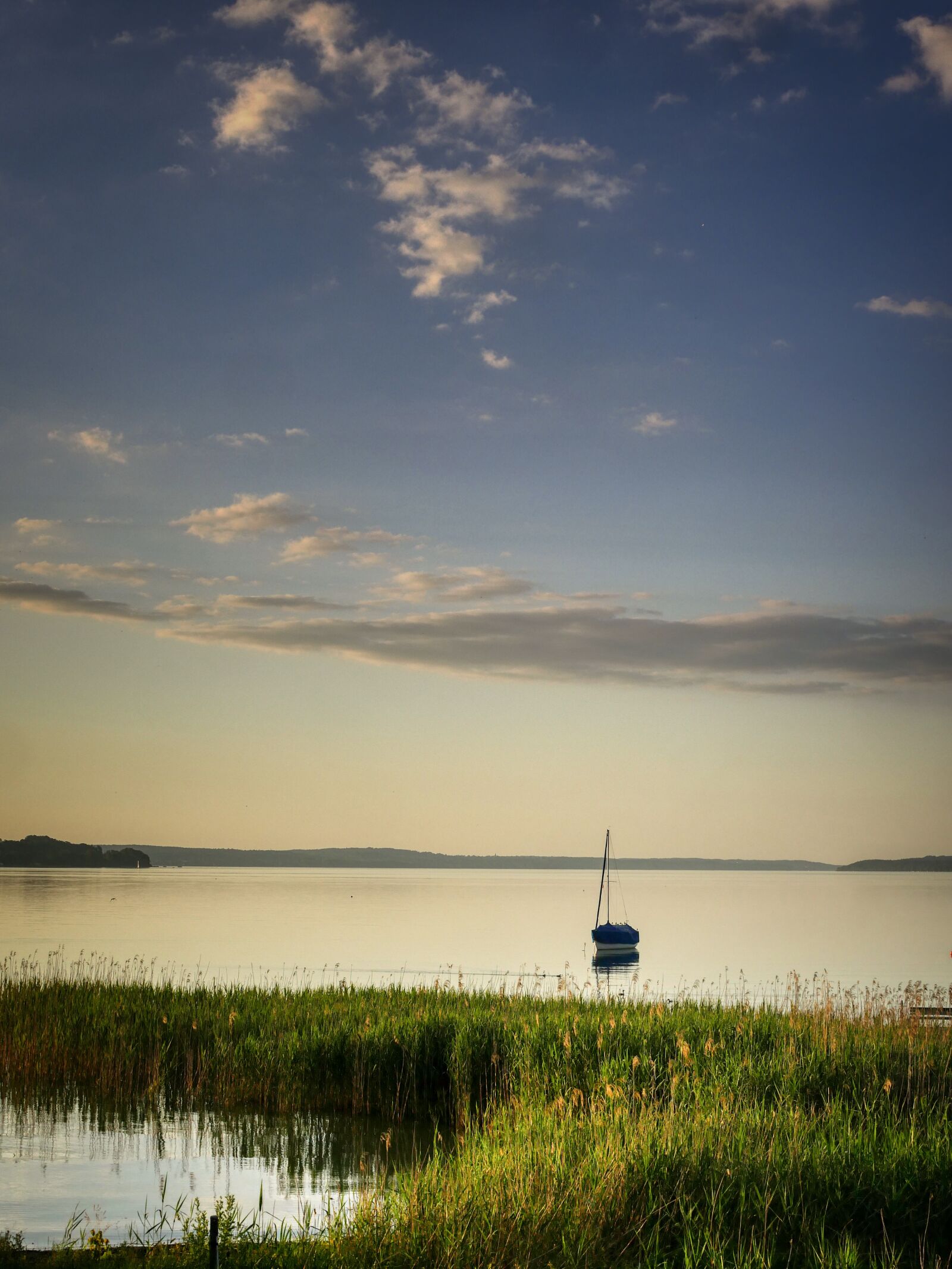Panasonic Lumix DMC-GX8 sample photo. Lake, water, nature photography