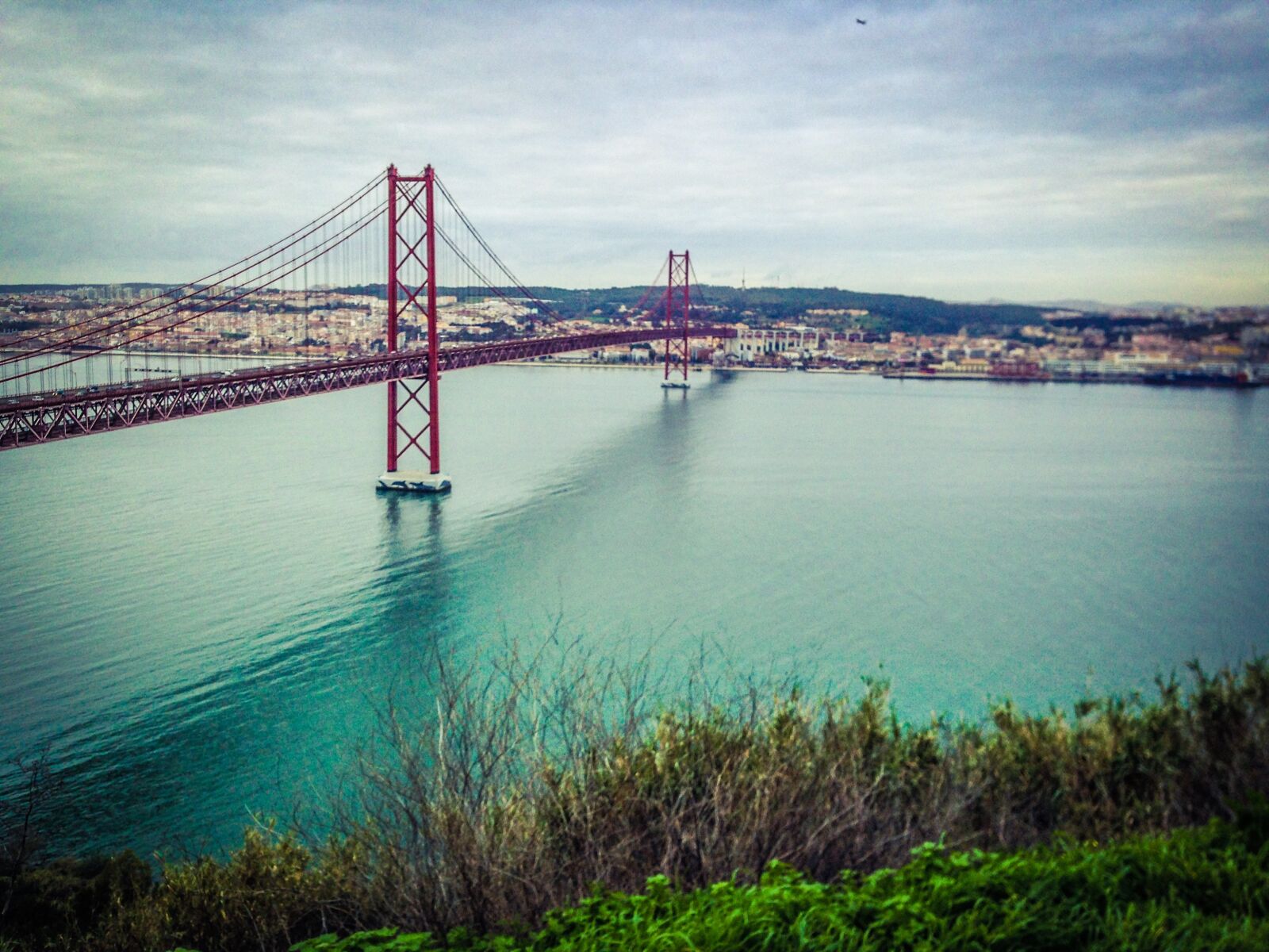 iPhone 5c back camera 4.12mm f/2.4 sample photo. Bridge, car, river photography