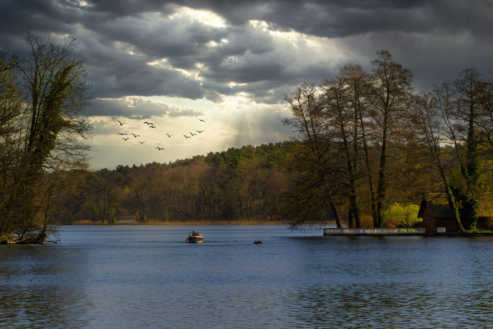 Canon EOS 600D (Rebel EOS T3i / EOS Kiss X5) sample photo. Lake, water, boats photography