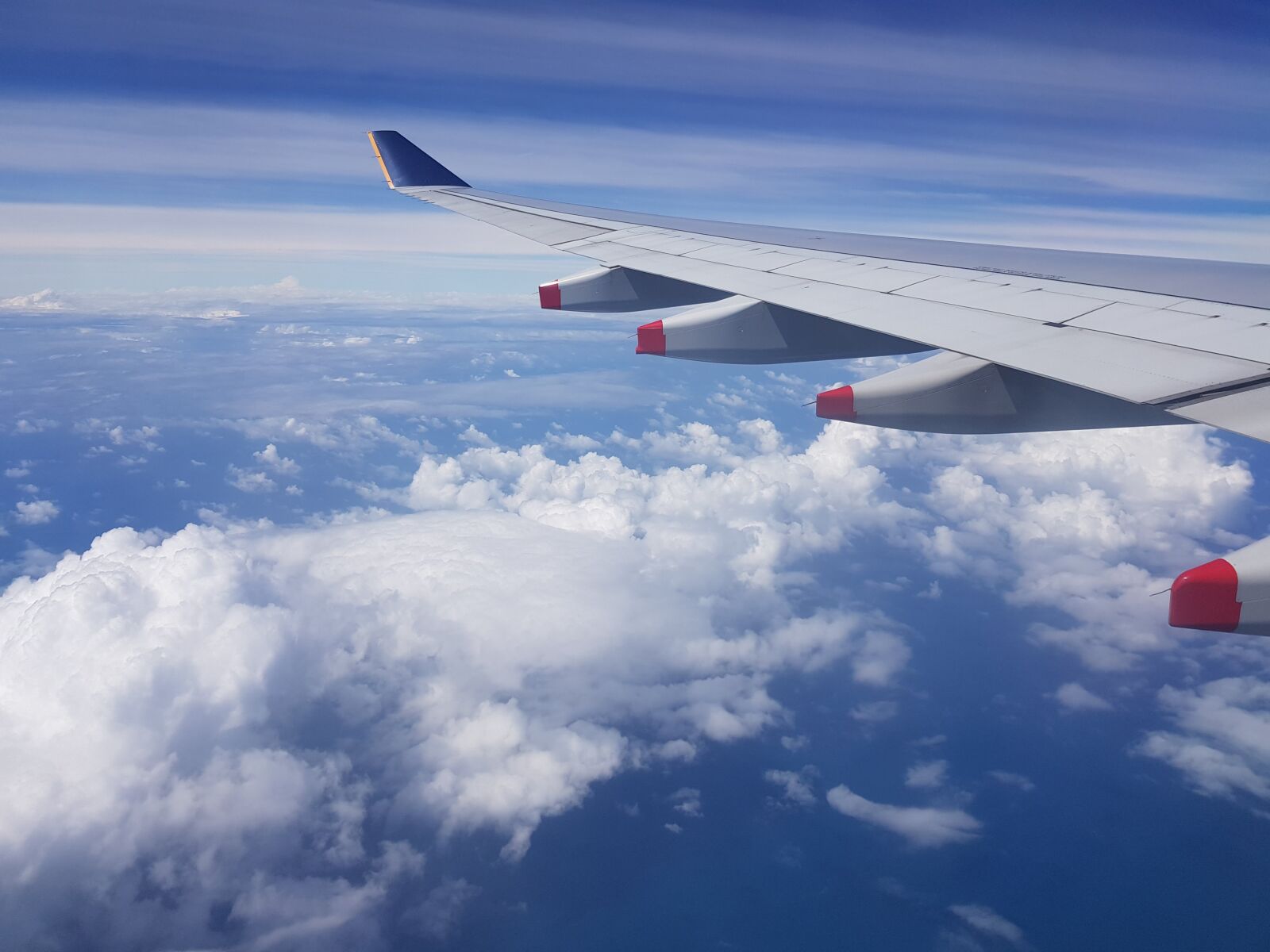 Samsung Galaxy S8 sample photo. Flight, wing, sky photography