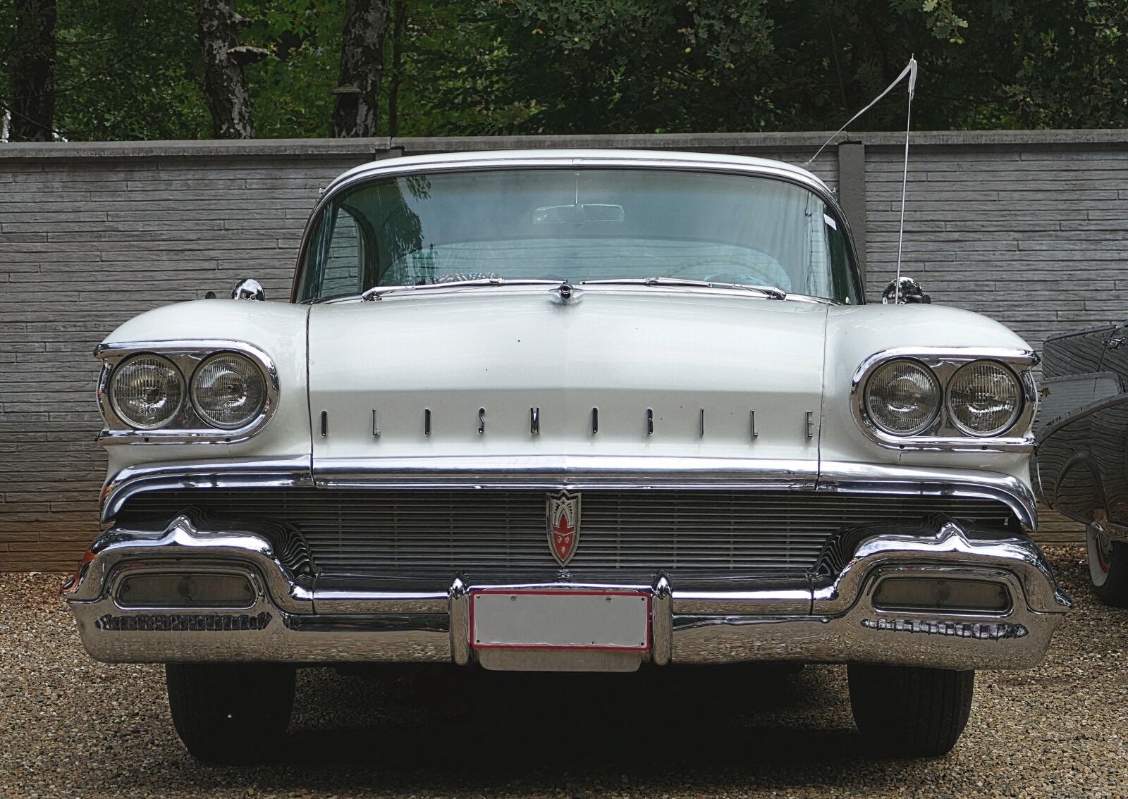 Panasonic Lumix DMC-FZ1000 sample photo. Oldtimer, car, vehicle photography