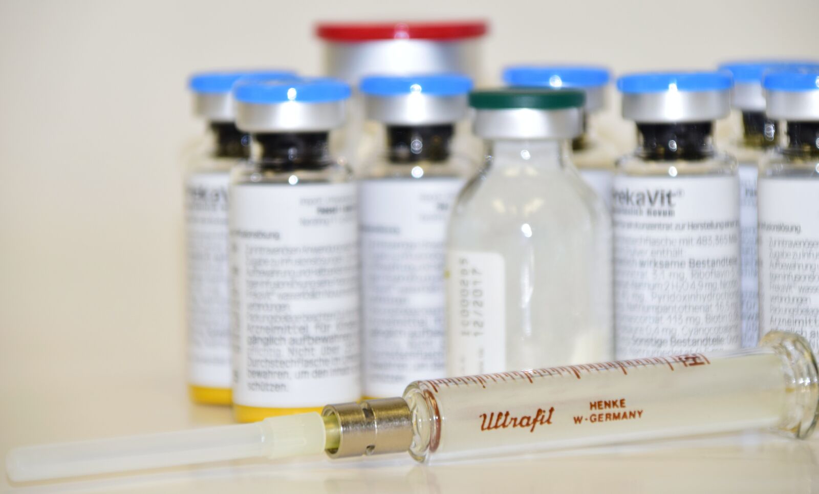 Nikon D3300 sample photo. Syringe, ampoules, needle photography