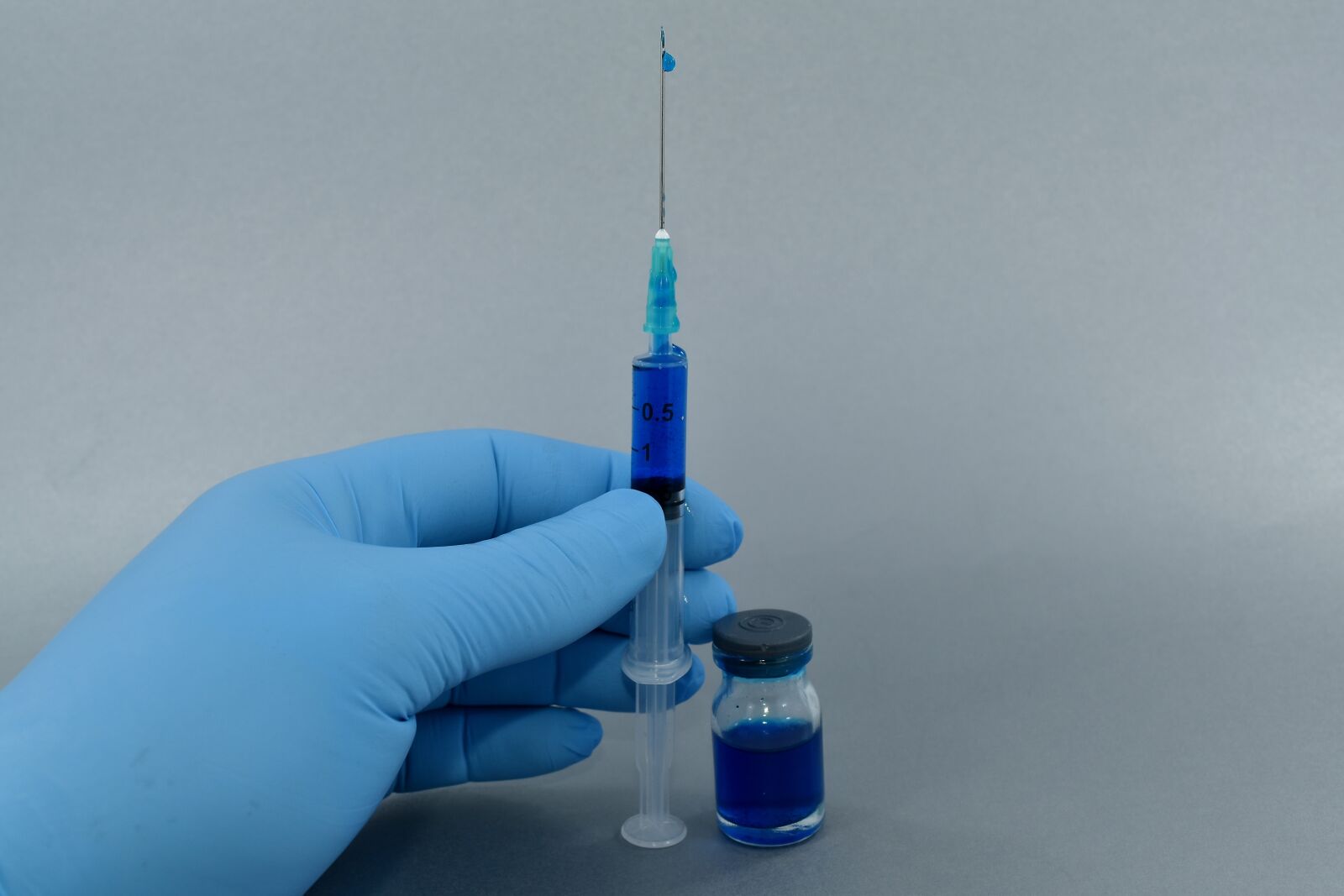 Nikon D5500 sample photo. Antibody, antiserum, experiment, gloves photography