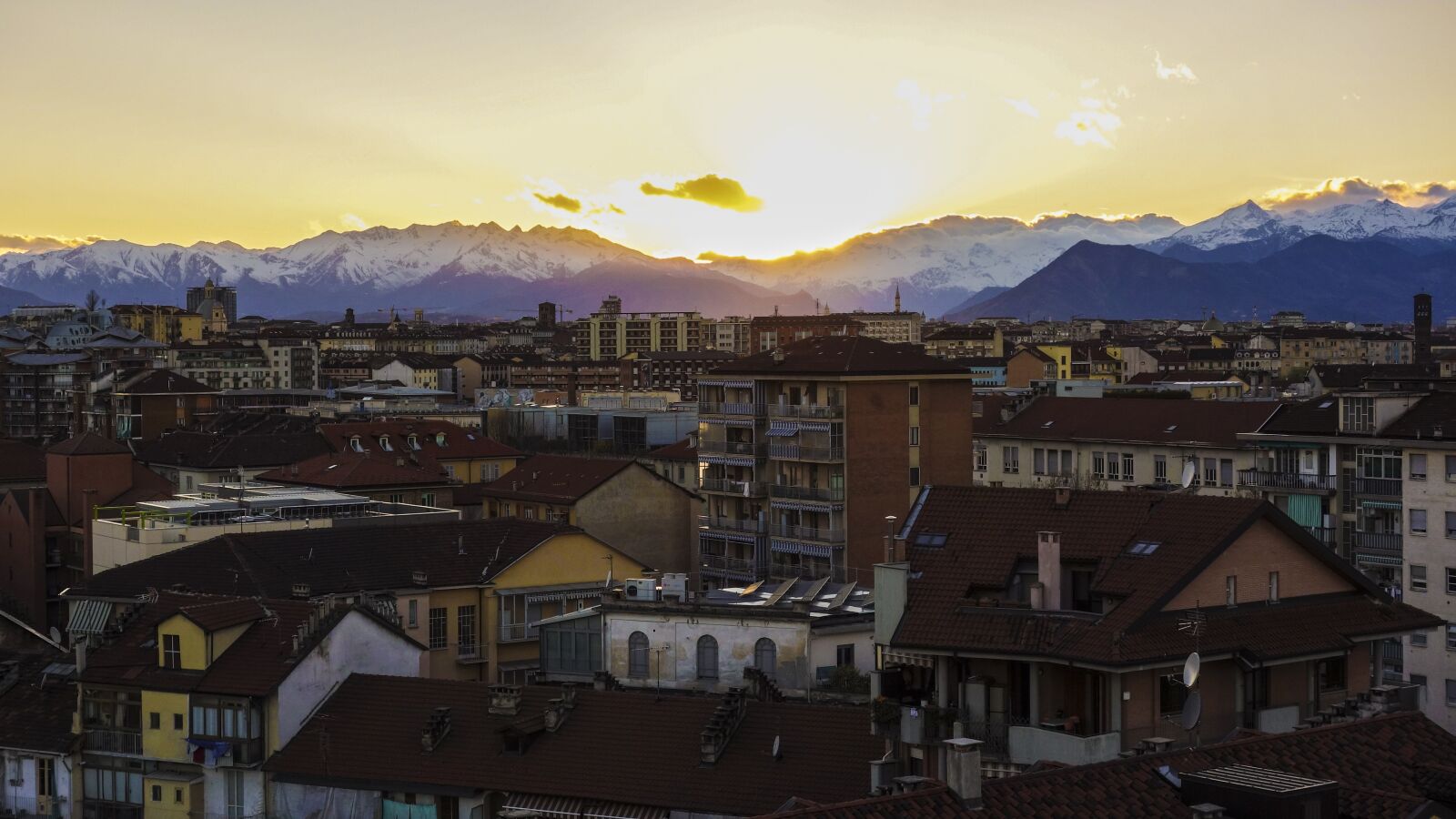 Sony Cyber-shot DSC-RX100 sample photo. Turin, view, sunset photography