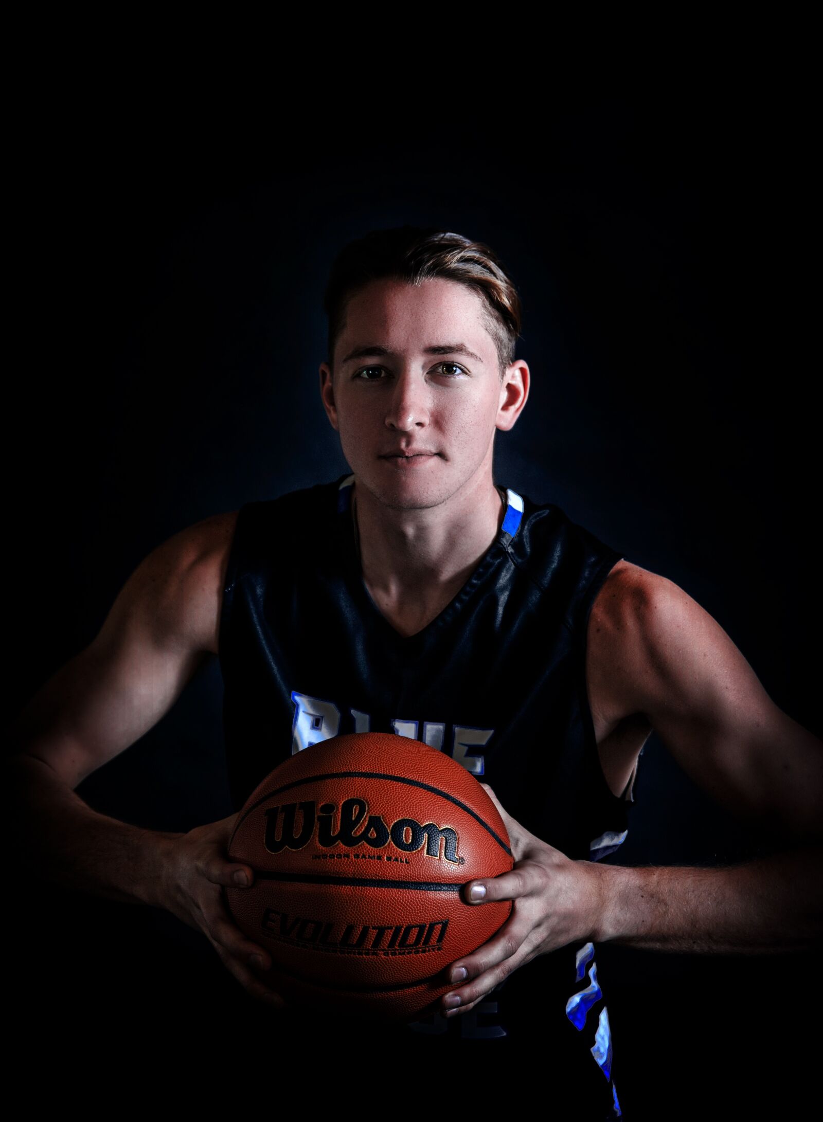 Canon EOS-1D Mark III sample photo. Senior, basketball, portrait photography
