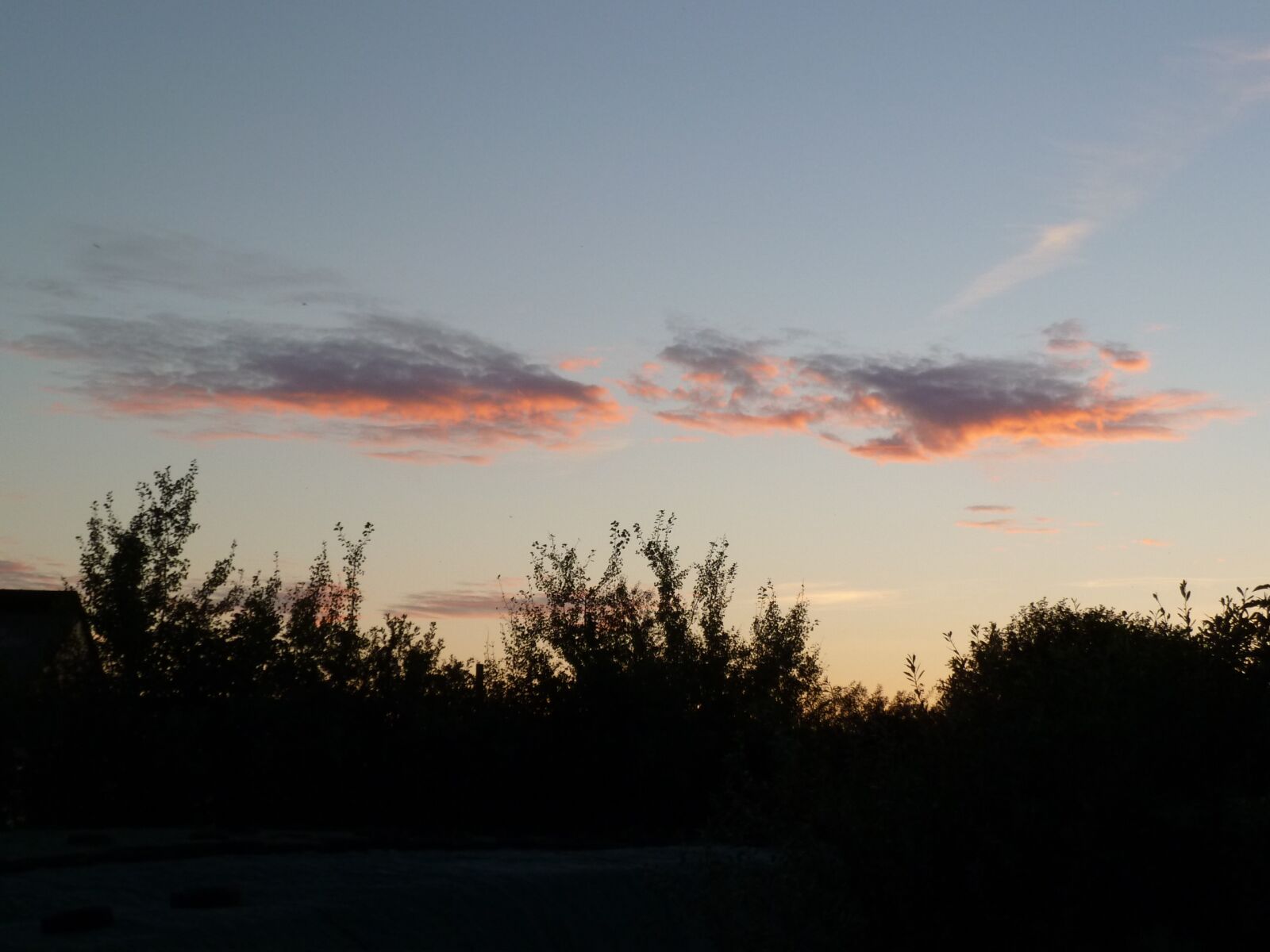 Panasonic Lumix DMC-ZS5 (Lumix DMC-TZ8) sample photo. Sunset, sky, evening sky photography