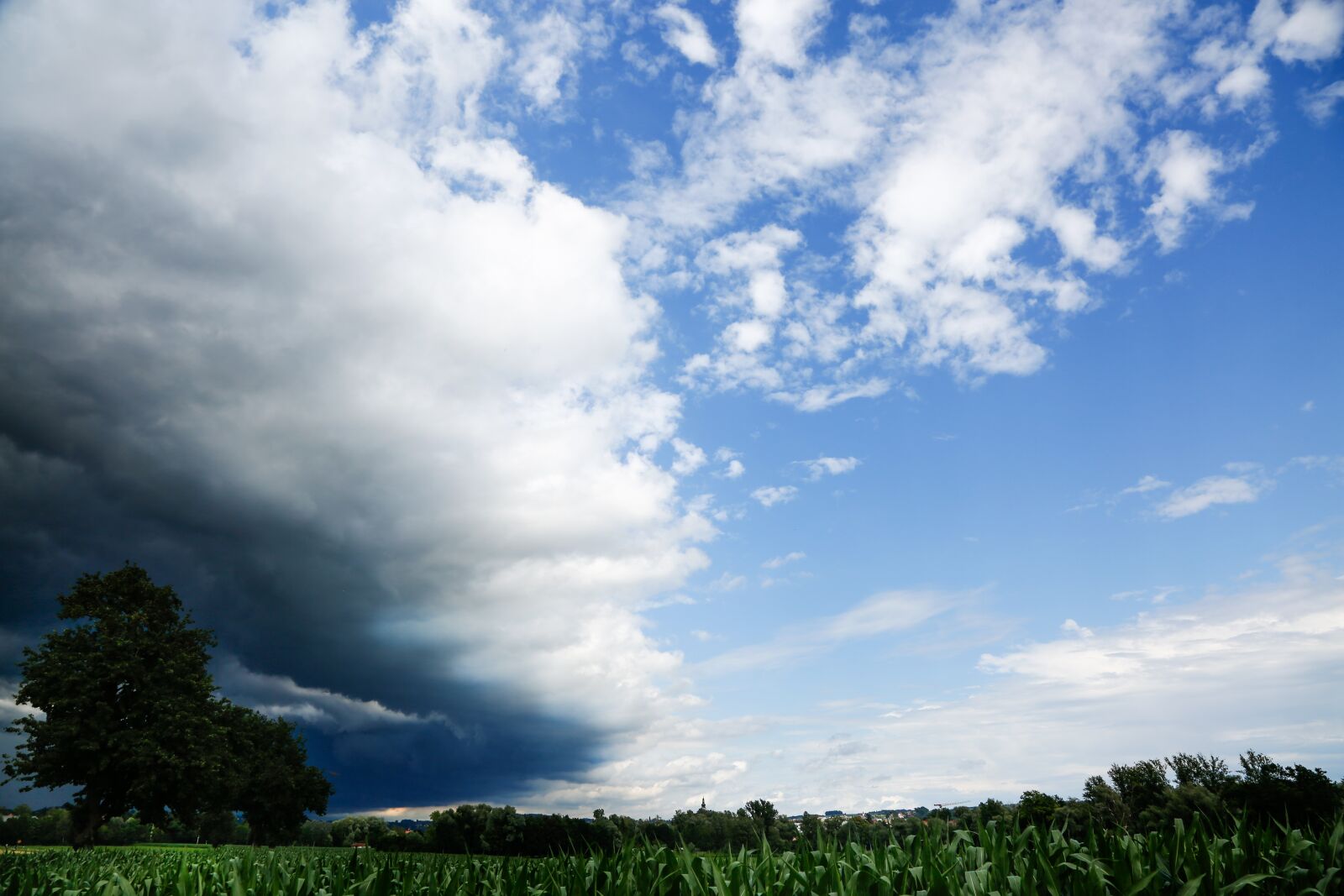 Canon EF 24-105mm F4L IS USM sample photo. Clouds, weather, sky photography