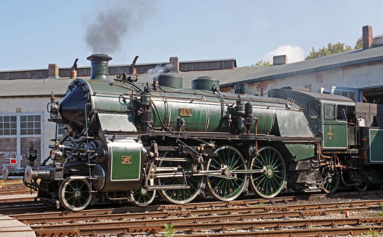 Panasonic Lumix DC-G9 sample photo. Steam locomotive, museum, operational photography