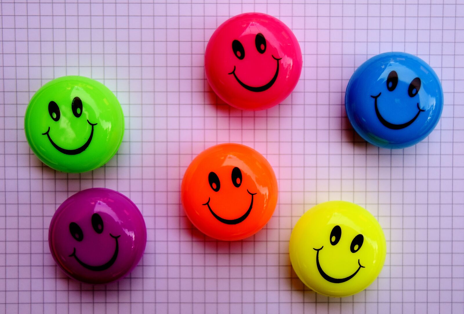 Nikon D7200 sample photo. Smilies, funny, cheerful photography