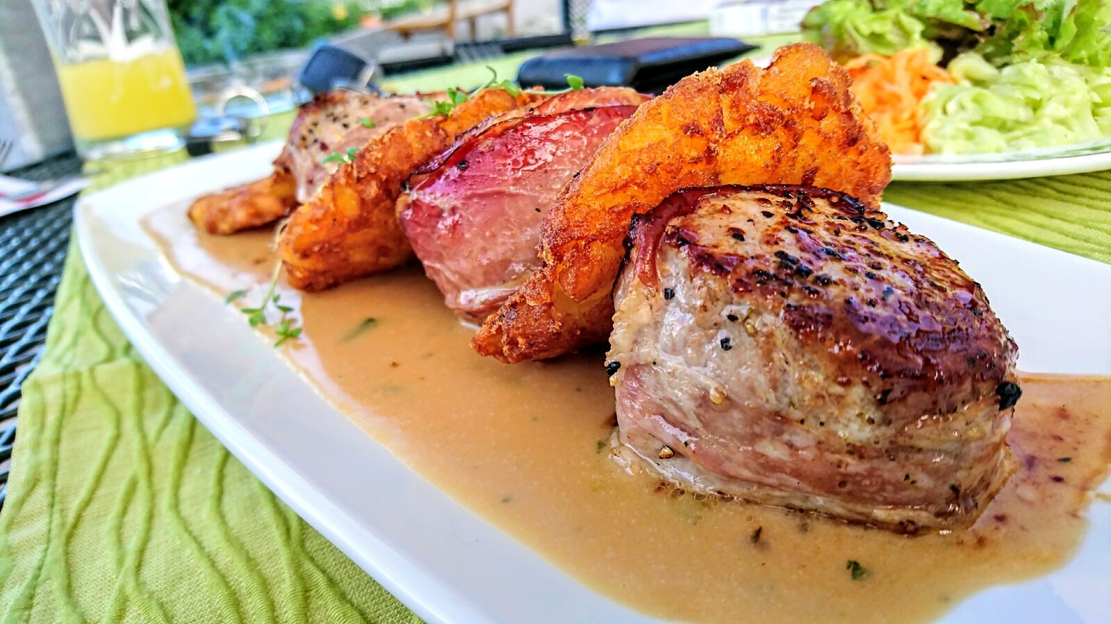 Sony Xperia XZ sample photo. Meat, dinner, food photography