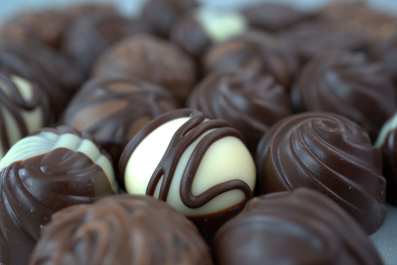 Sony FE 50mm F2.8 Macro sample photo. Chocolate, praline, sweet photography