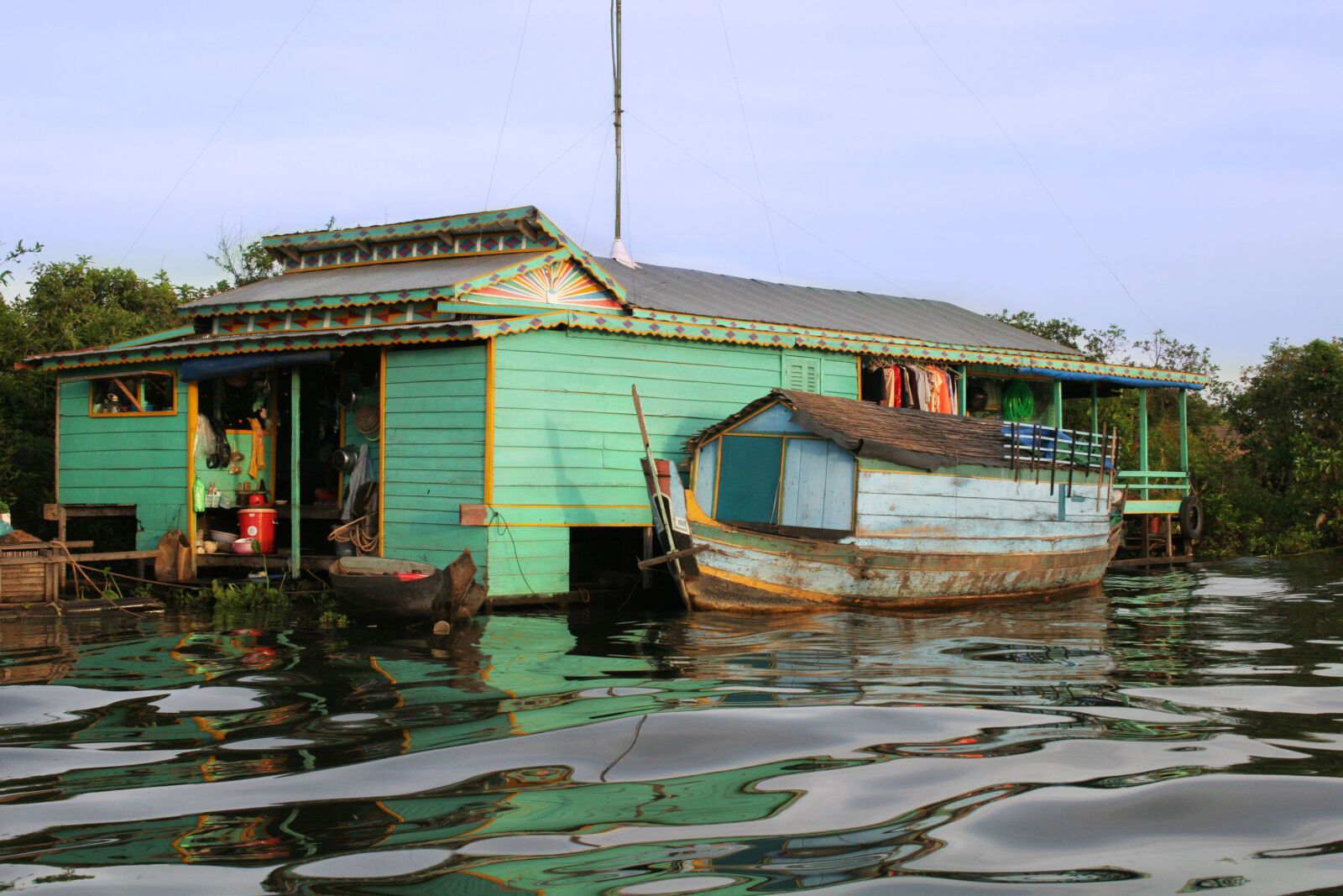 Canon EOS 20D sample photo. Cambodia, floating, house photography