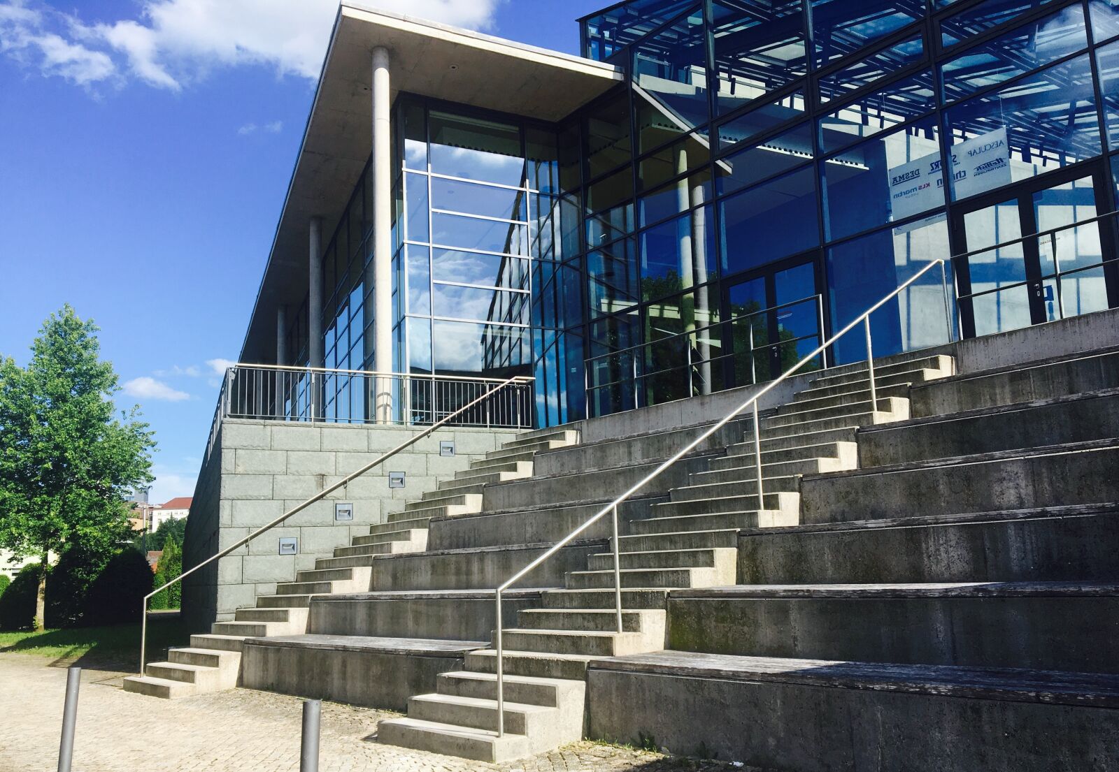 Apple iPhone 6s sample photo. Stadthalle, germany, architecture photography