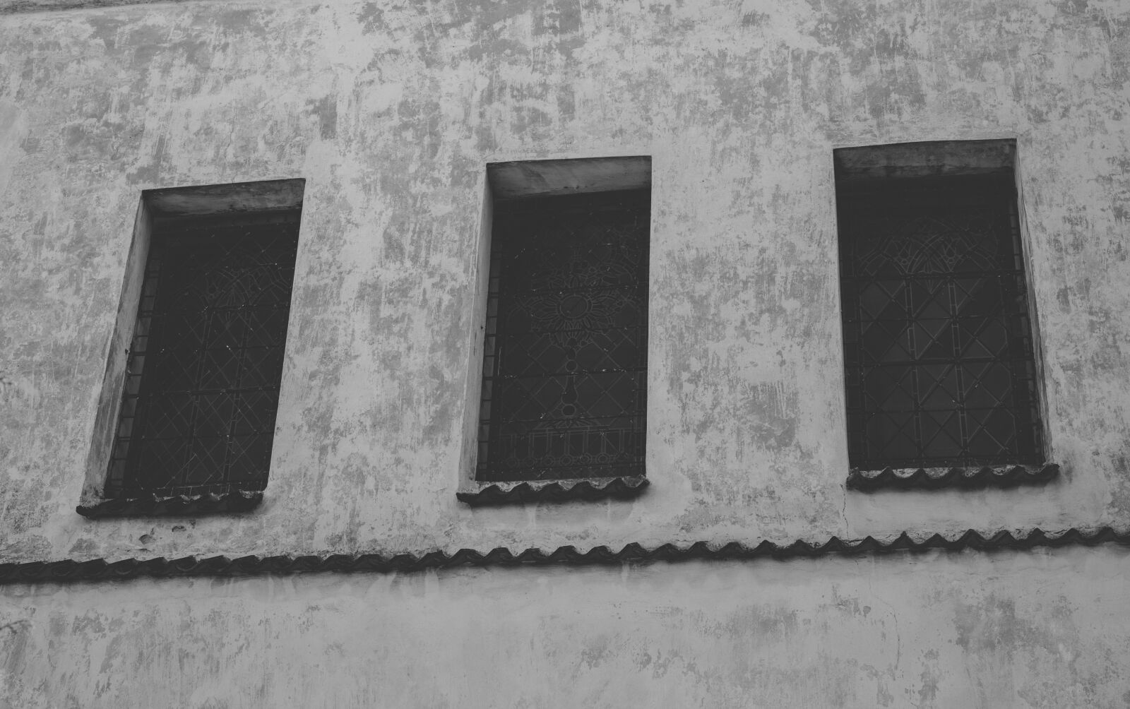 Canon EOS 700D (EOS Rebel T5i / EOS Kiss X7i) sample photo. Black, and, white, old photography