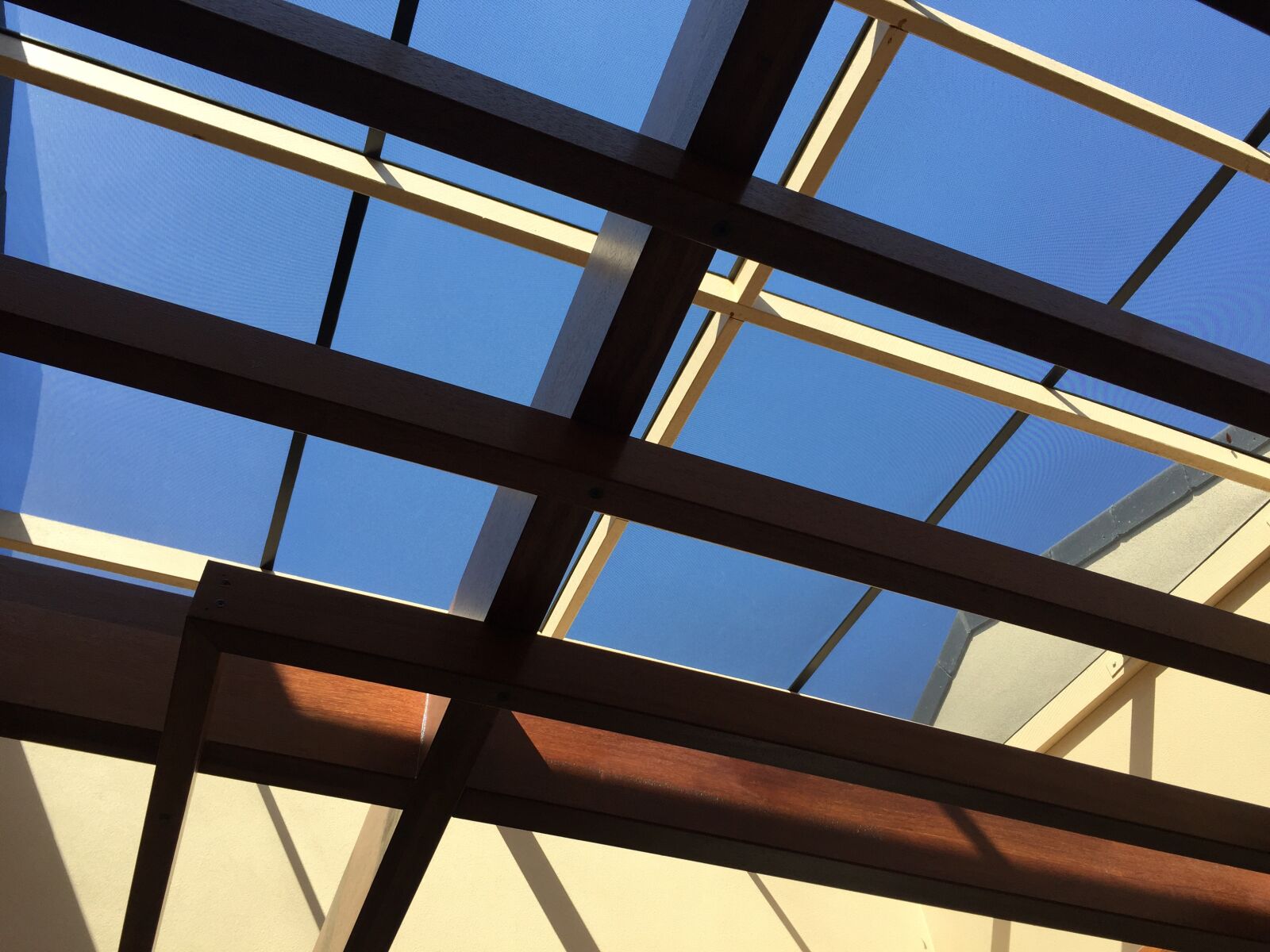 iPhone 6 back camera 4.15mm f/2.2 sample photo. Atrium, stainless, mesh photography